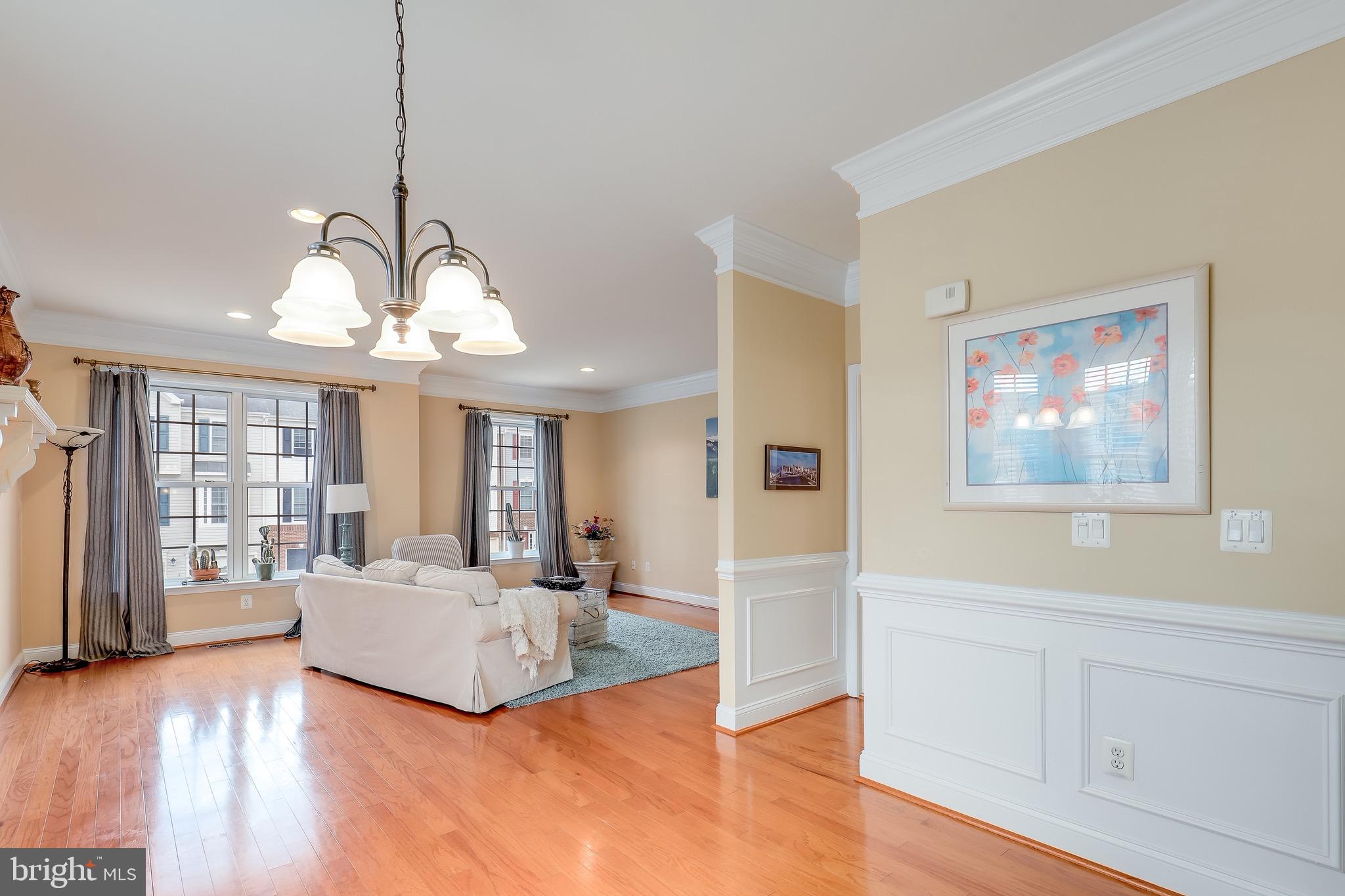 INDEPENDENCE - Residential