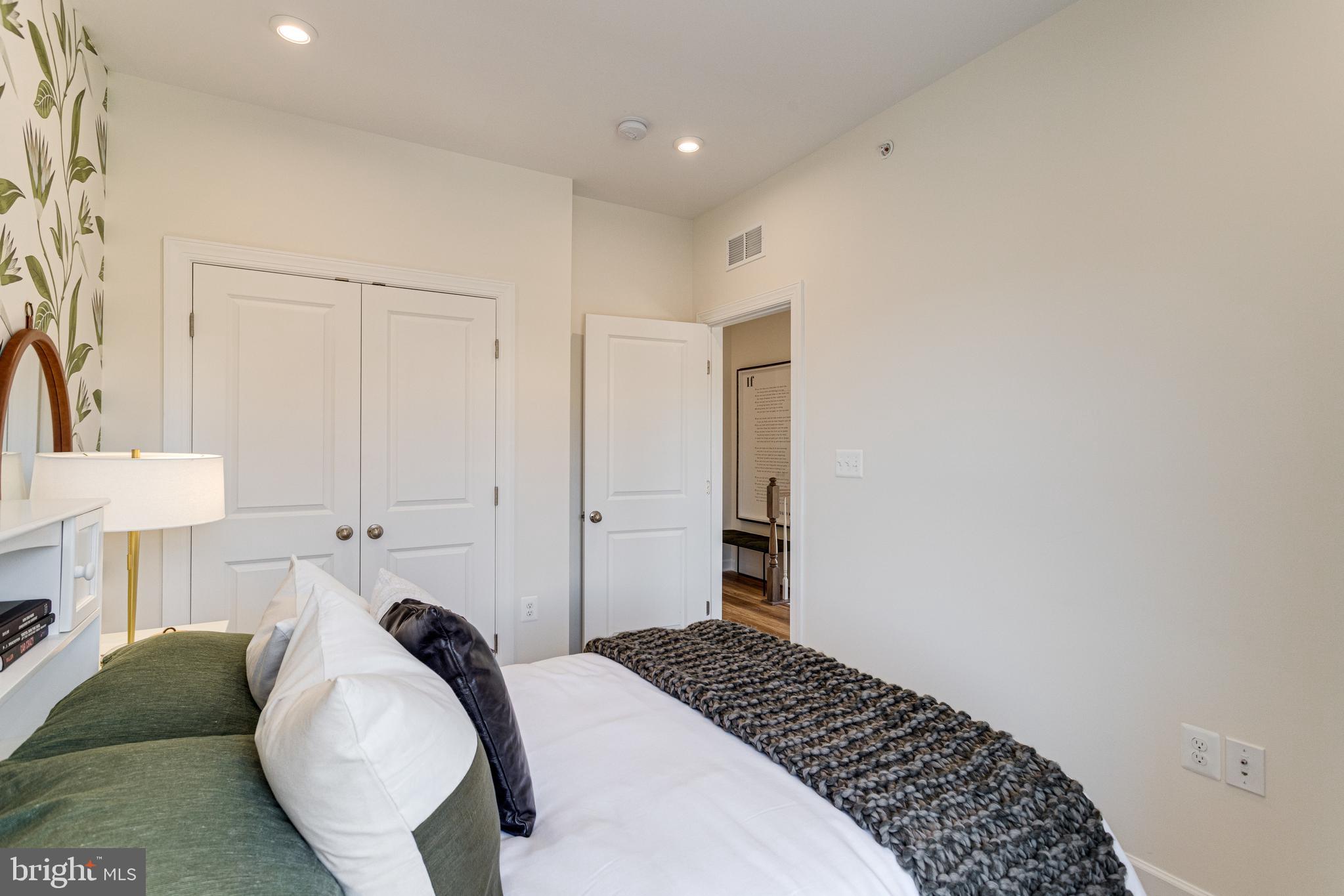 NORTH HILL - Residential