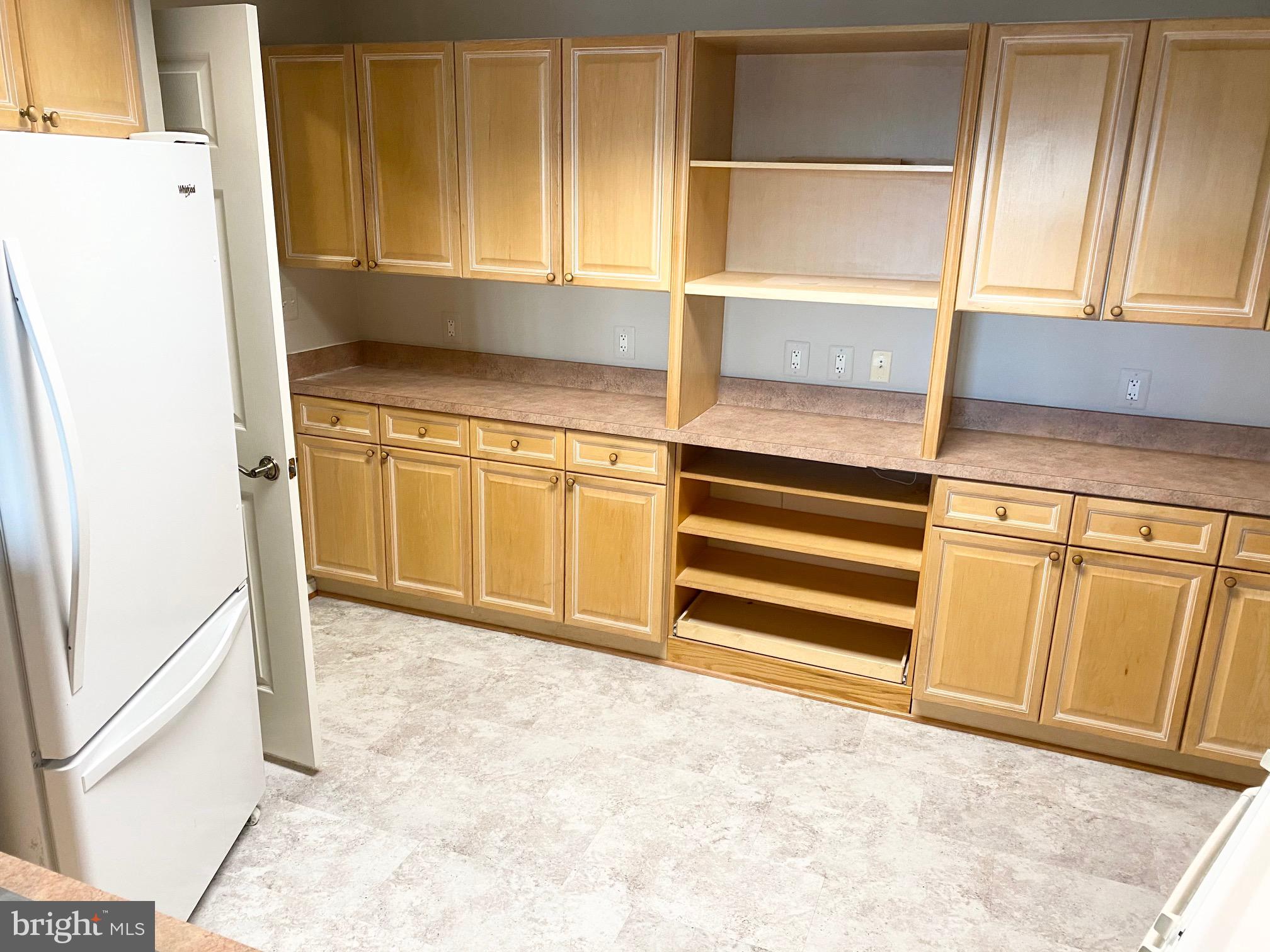 LANSDOWNE WOODS - Residential