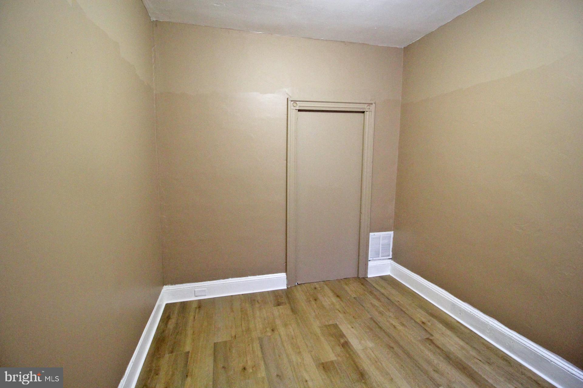 4247 OGDEN STREET
