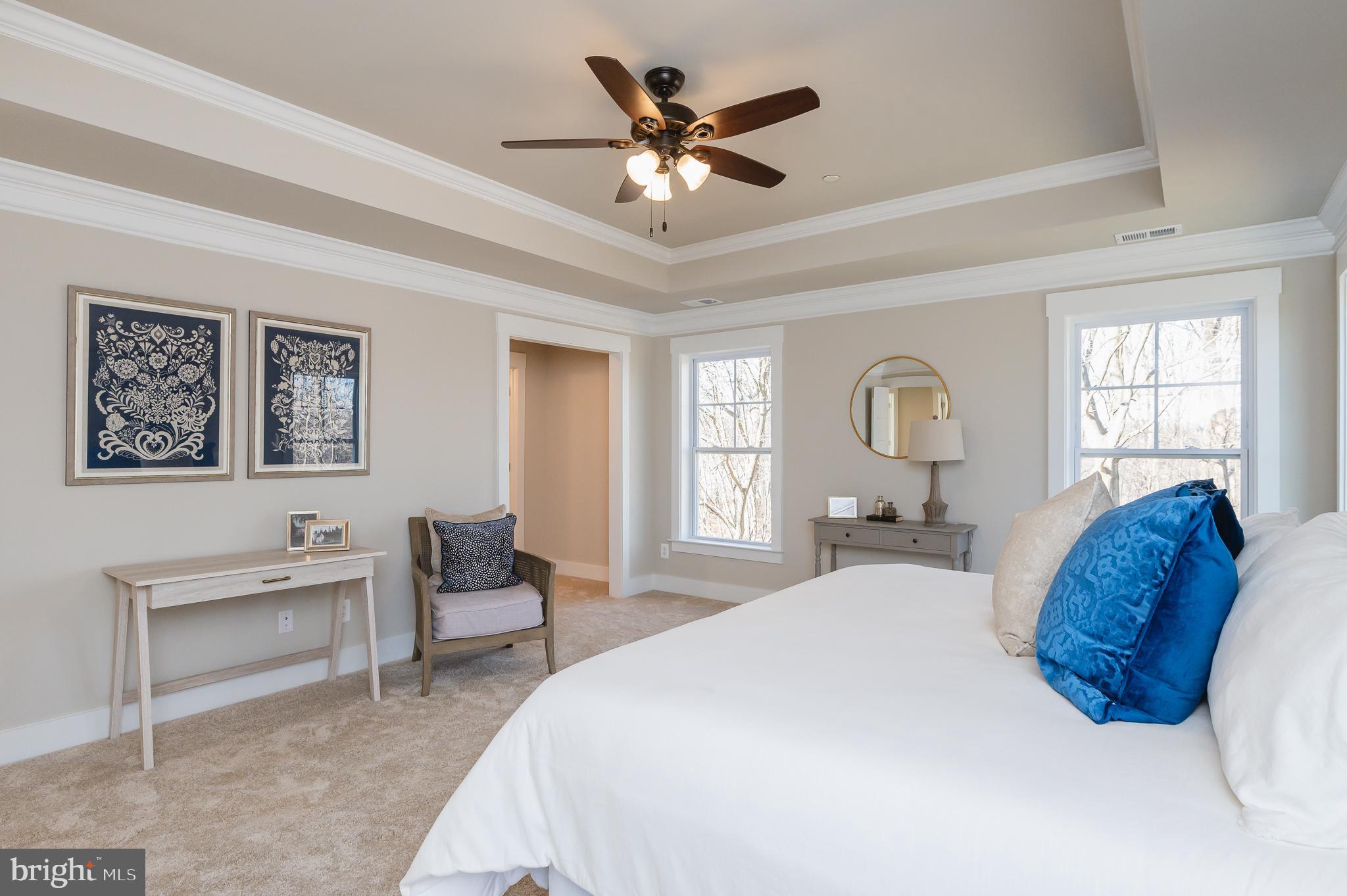 LIONS CROSSING - Residential