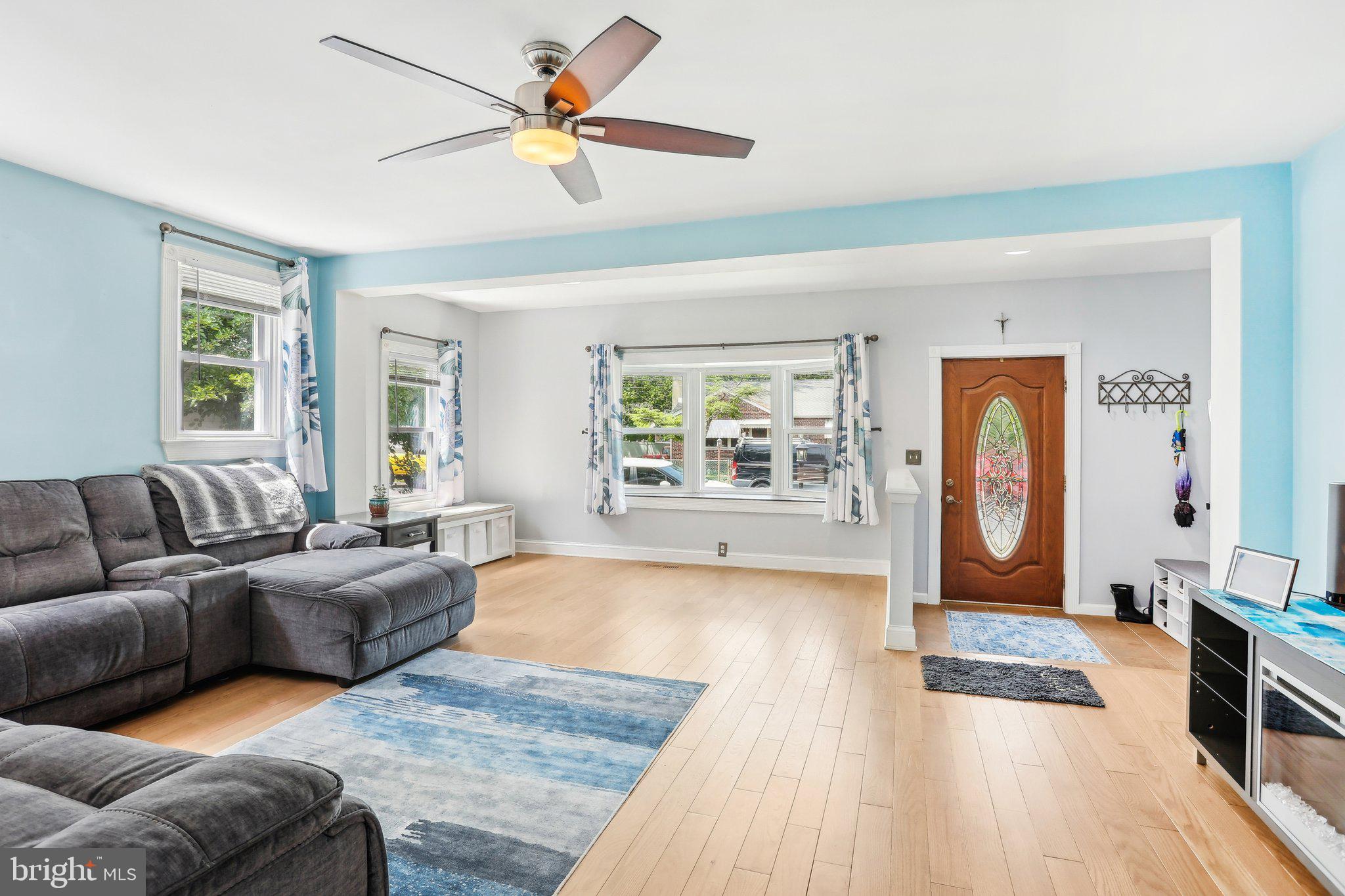 LESTER - Residential