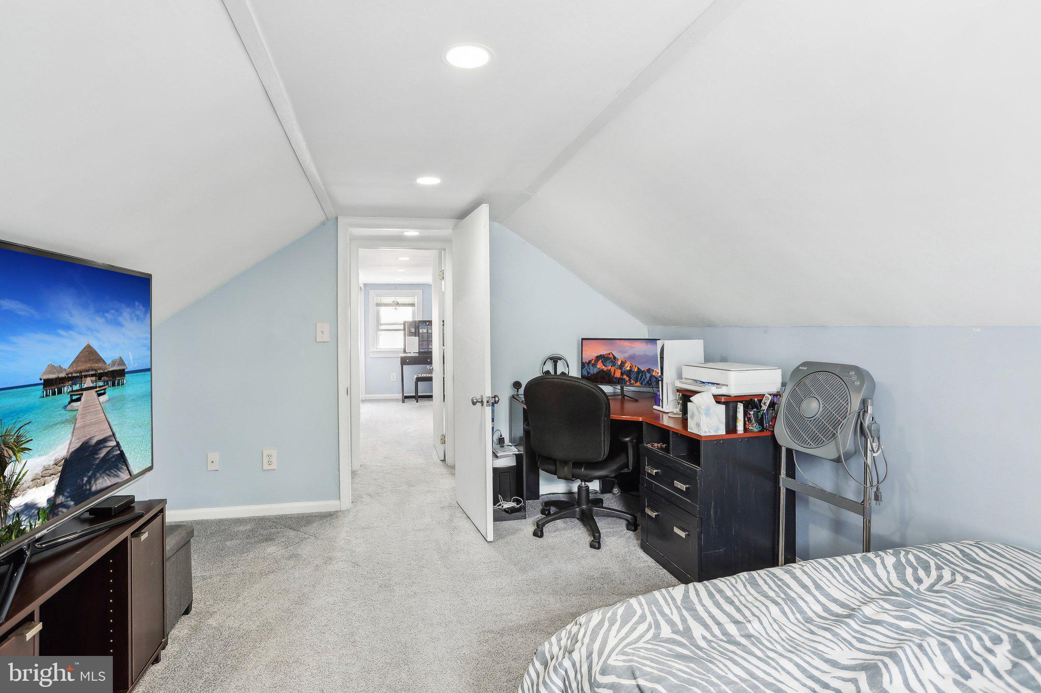 LESTER - Residential