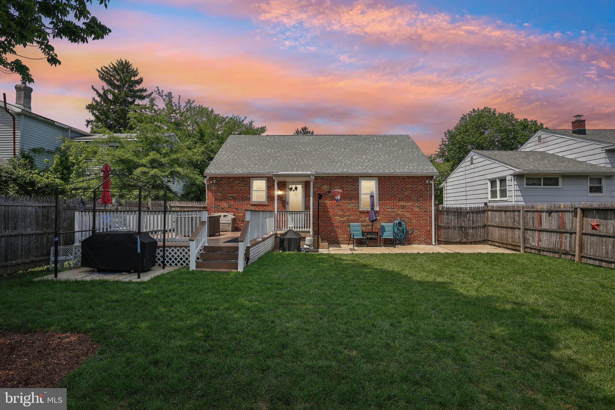 LESTER - Residential