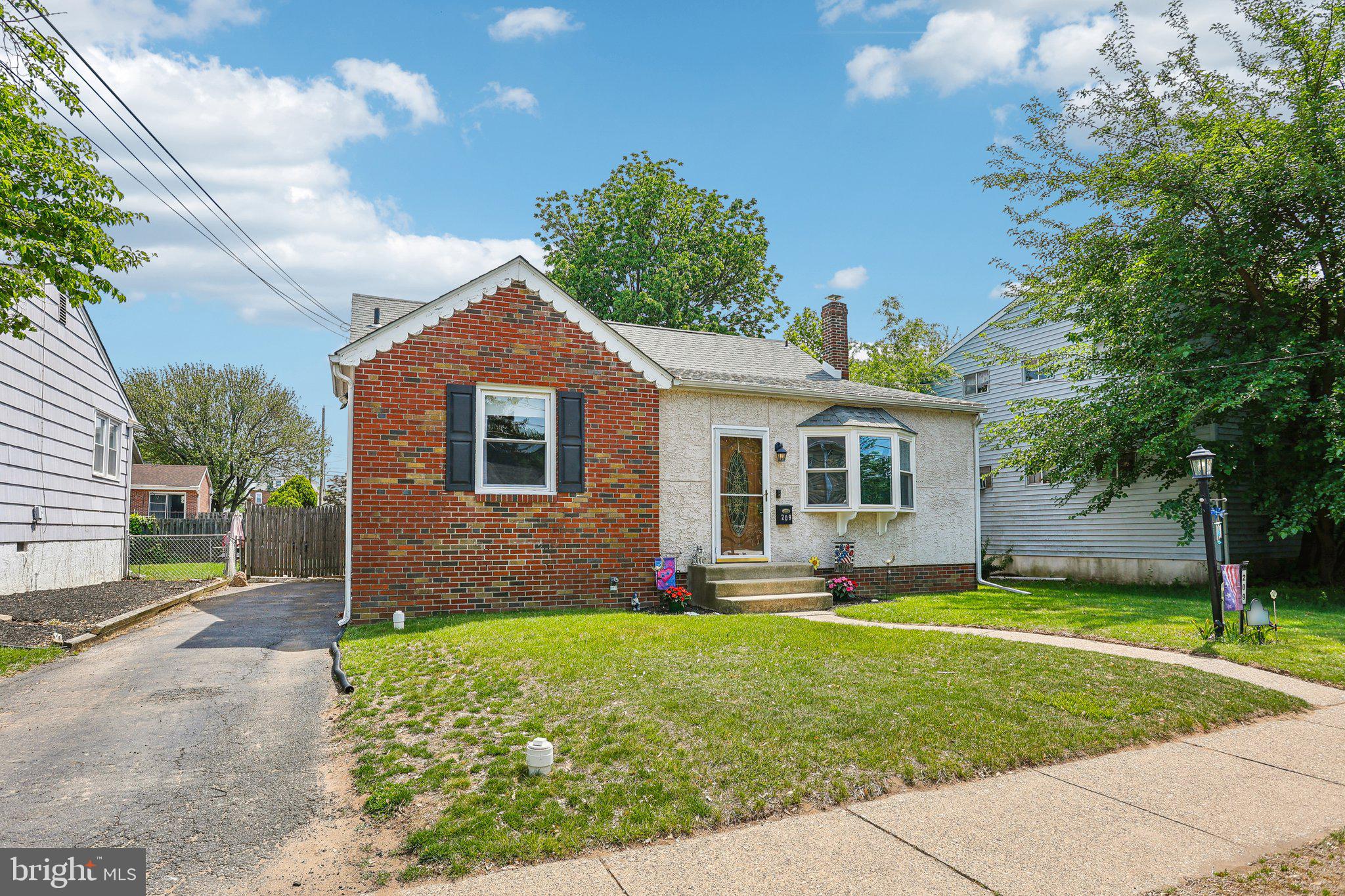 LESTER - Residential