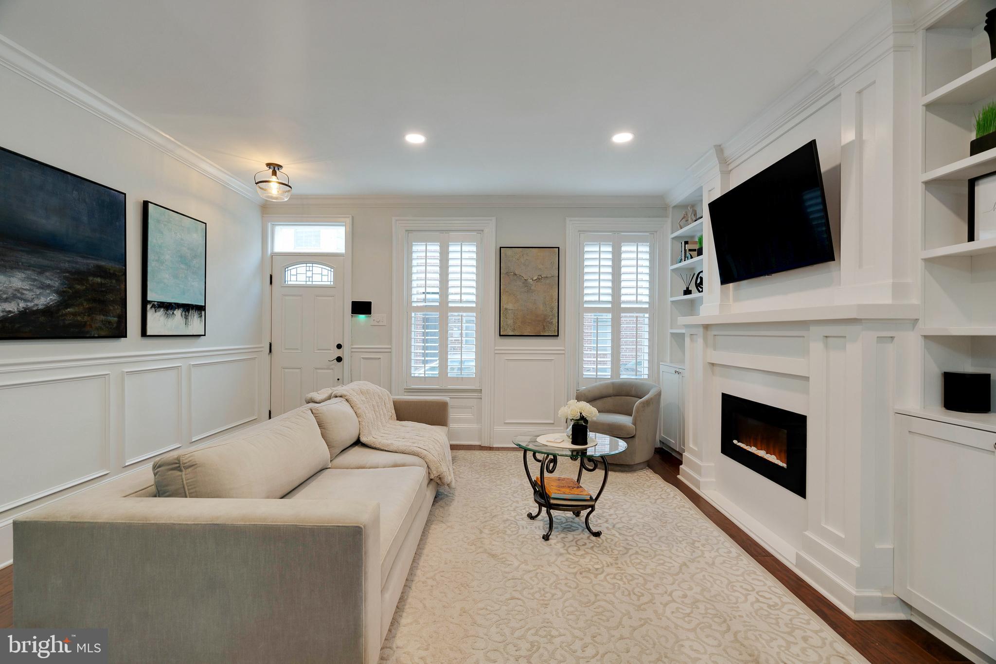 GRADUATE HOSPITAL - Residential Lease