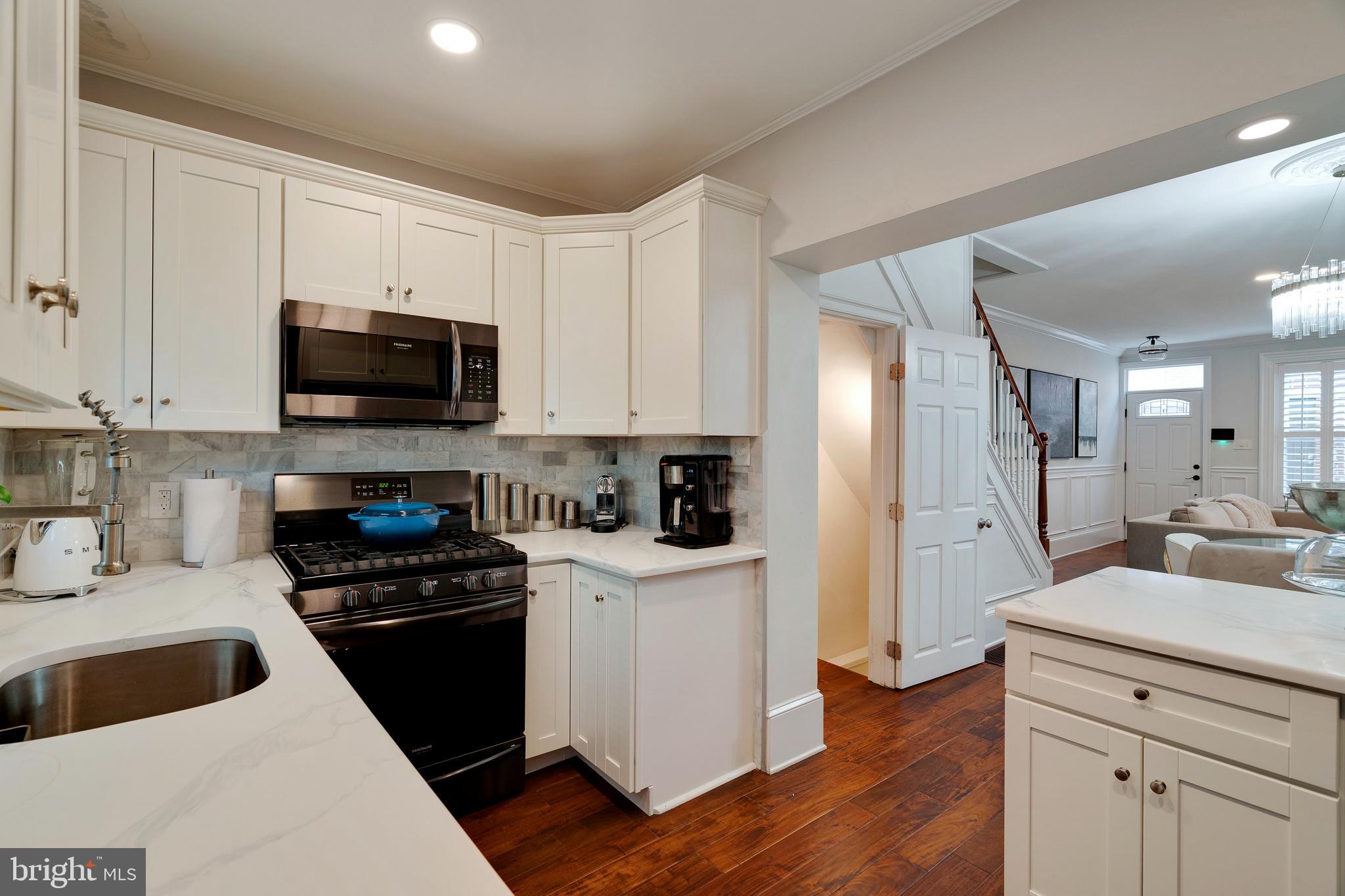 GRADUATE HOSPITAL - Residential Lease