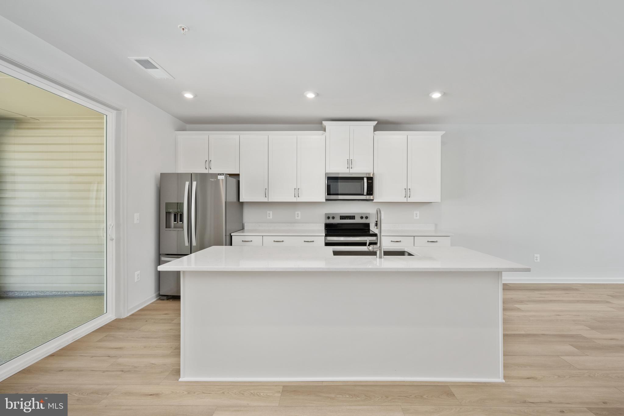 NEABSCO COMMONS - Residential