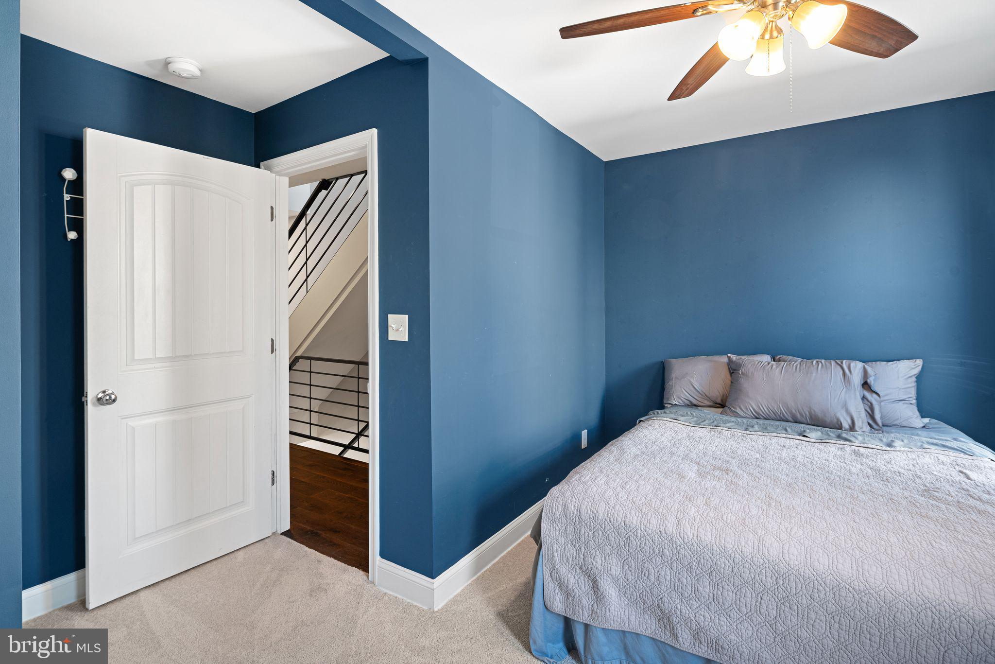 POINT BREEZE - Residential