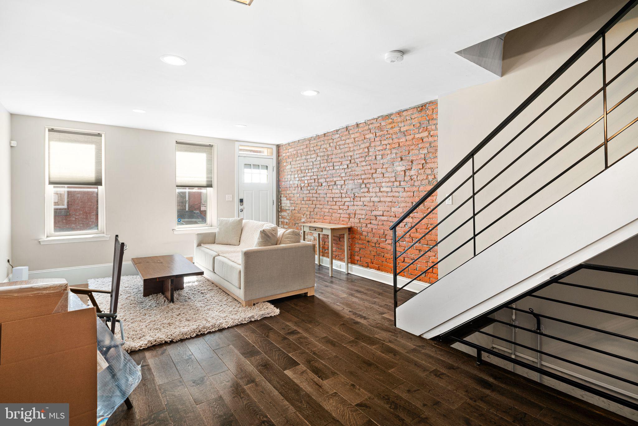 POINT BREEZE - Residential