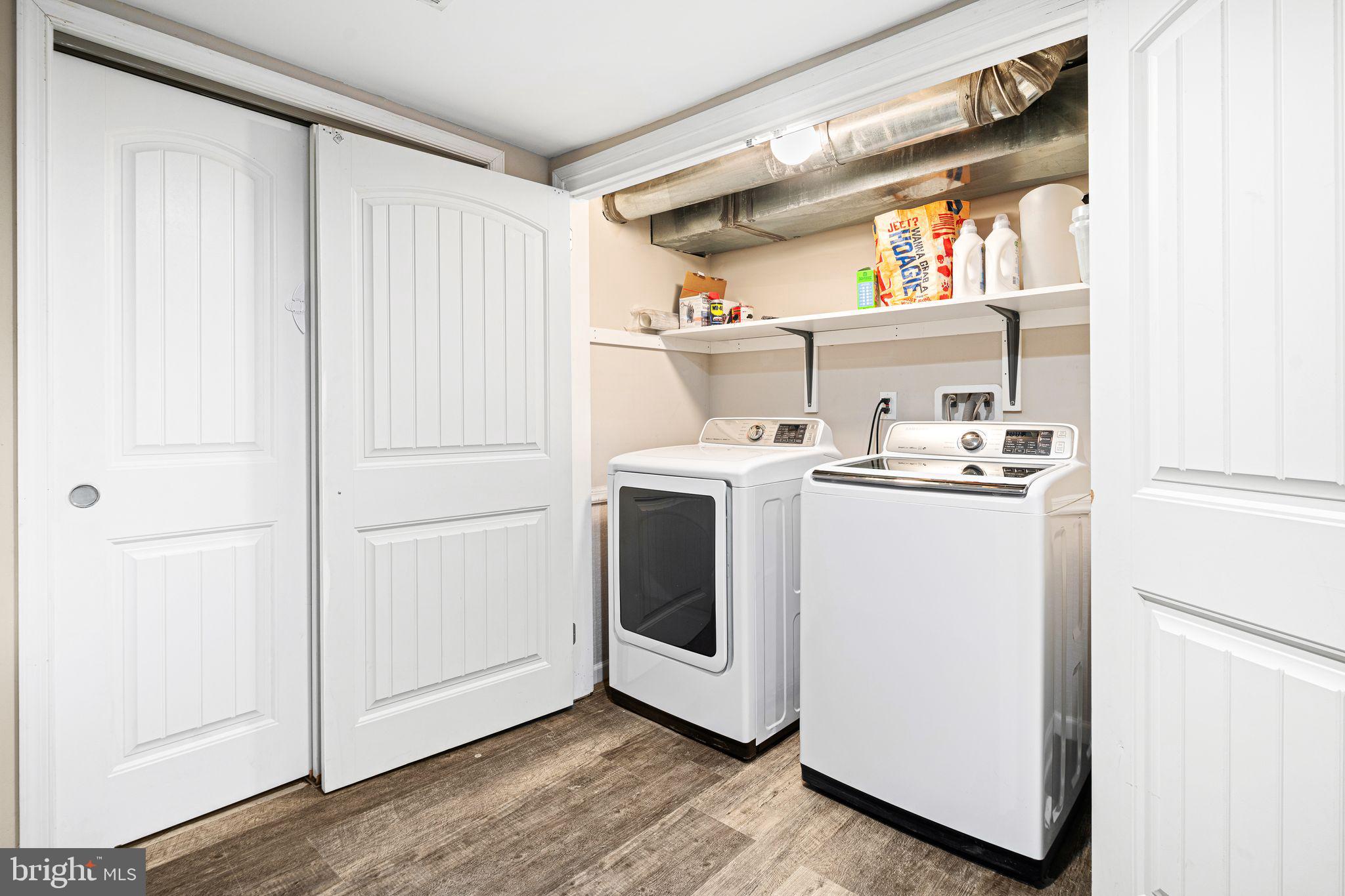 POINT BREEZE - Residential