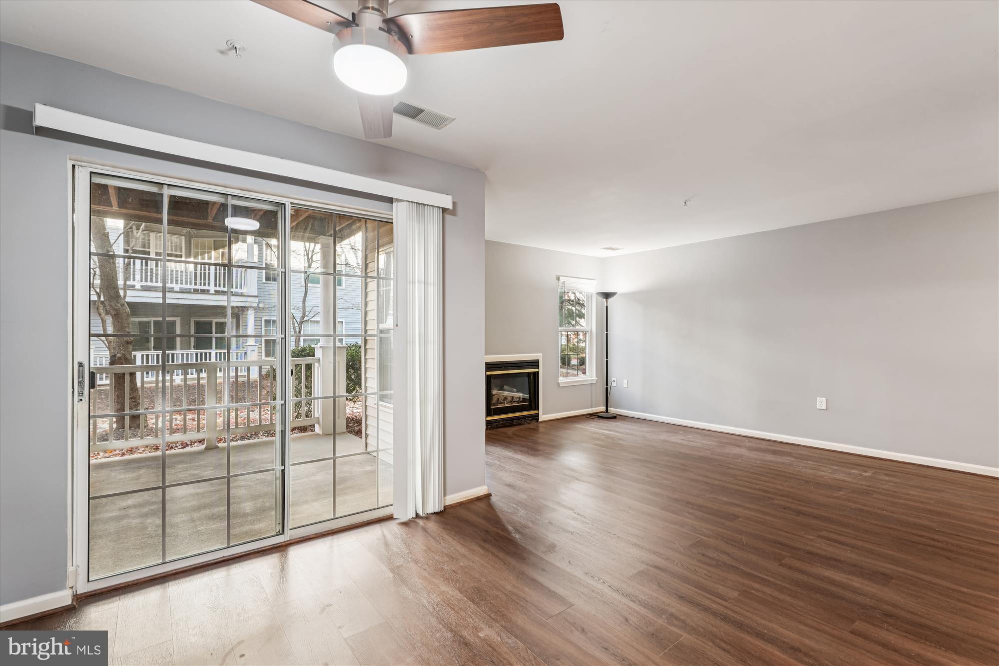 COLUMBIA TOWN CENTER - Residential