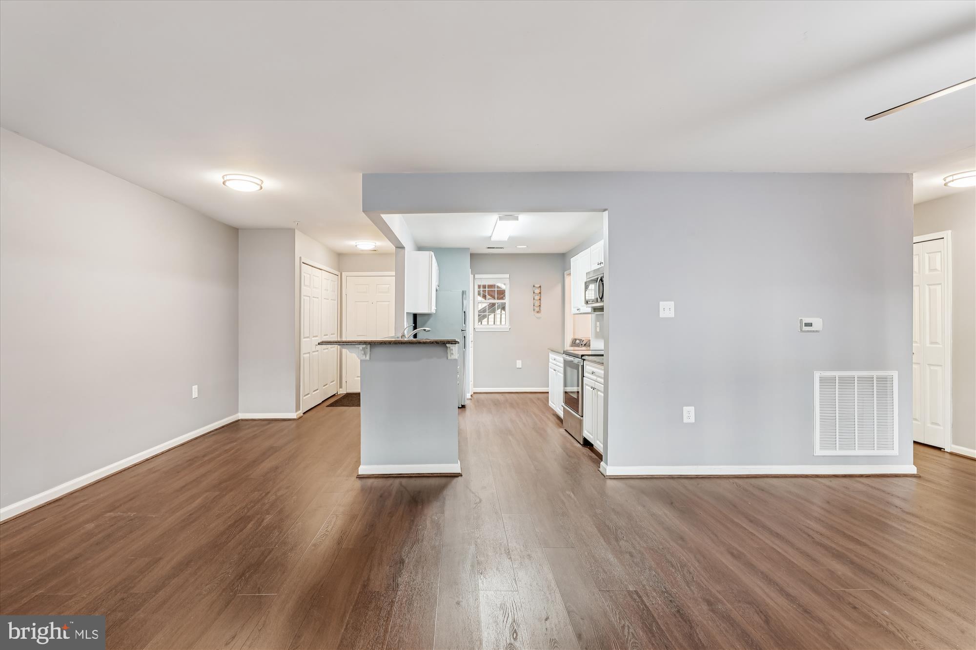 COLUMBIA TOWN CENTER - Residential