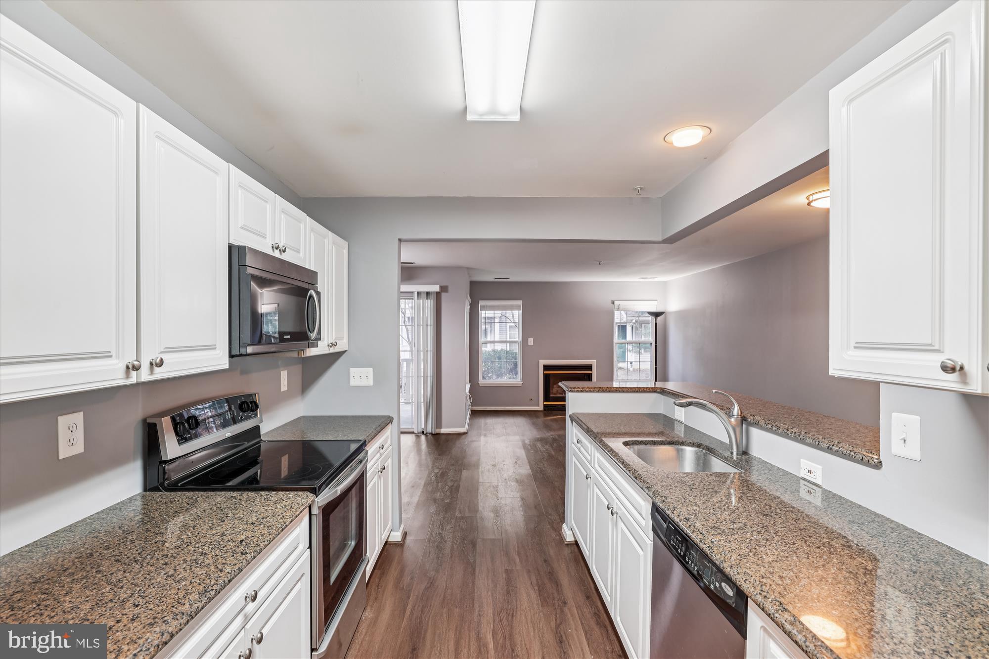 COLUMBIA TOWN CENTER - Residential