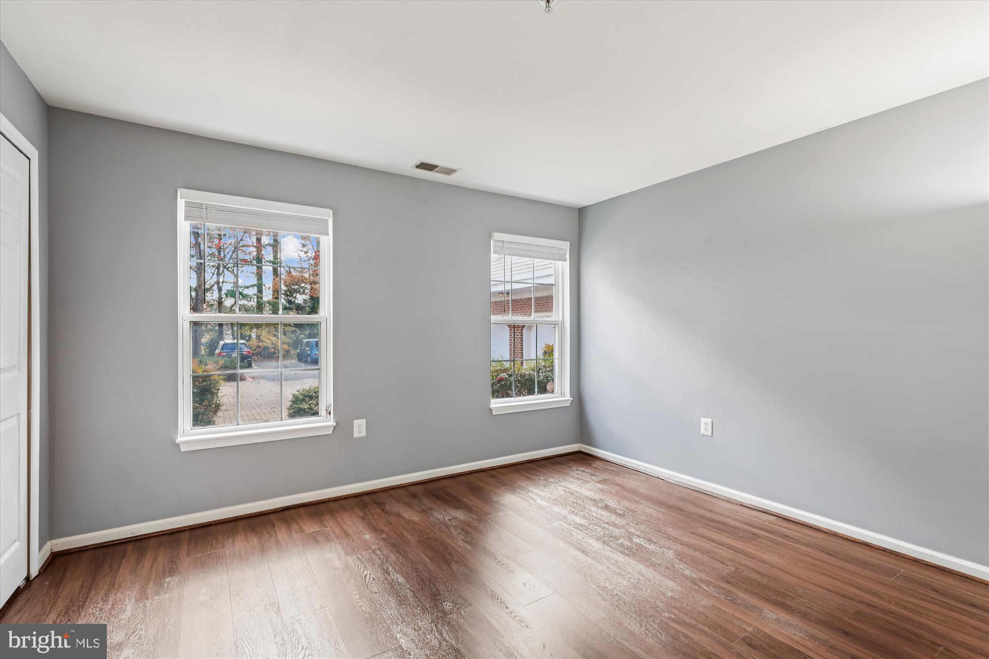 COLUMBIA TOWN CENTER - Residential