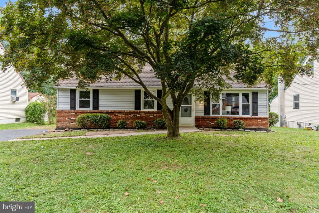 Photo of 387 Larchwood Avenue, FEASTERVILLE TREVOSE, PA 19053 (MLS # PABU2107702)