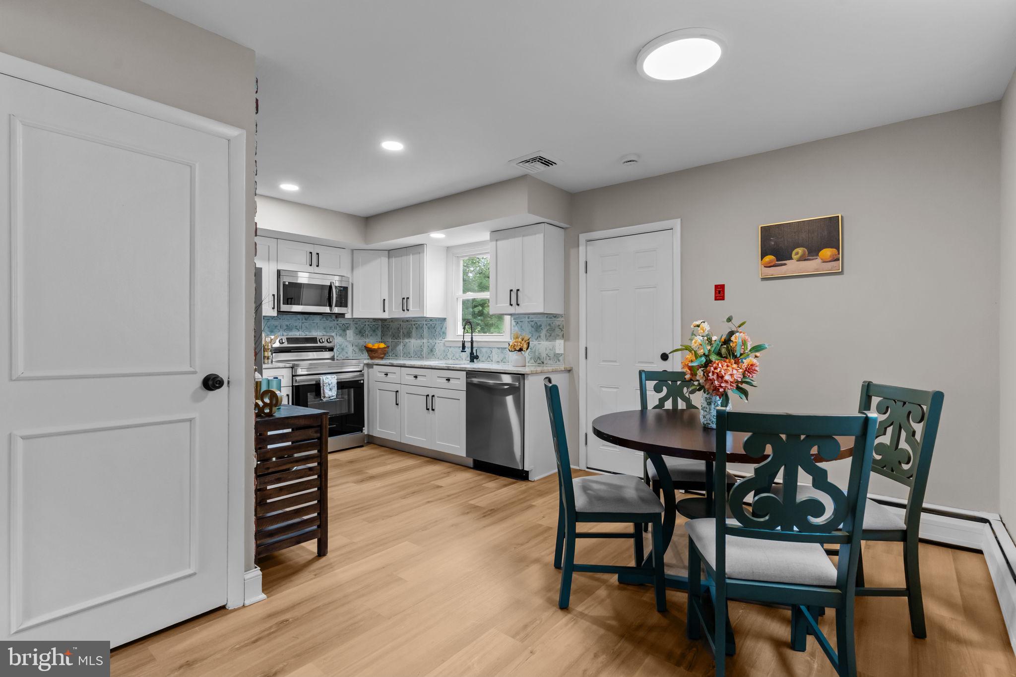 TREVOSE - Residential