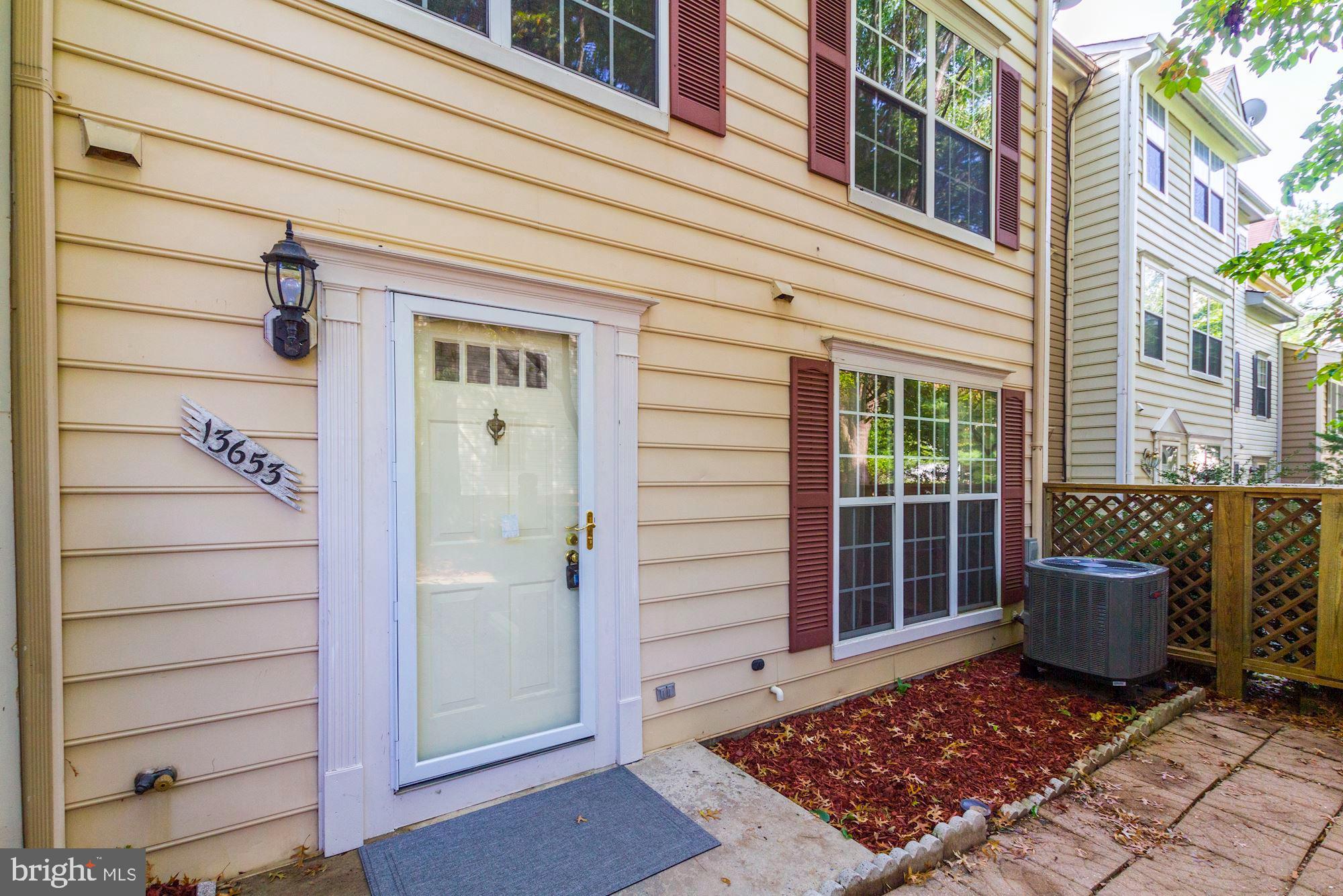 WILLOW COVE MANORS - Residential