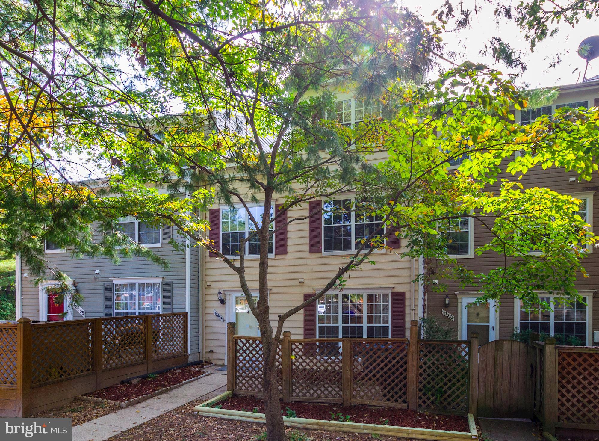 WILLOW COVE MANORS - Residential