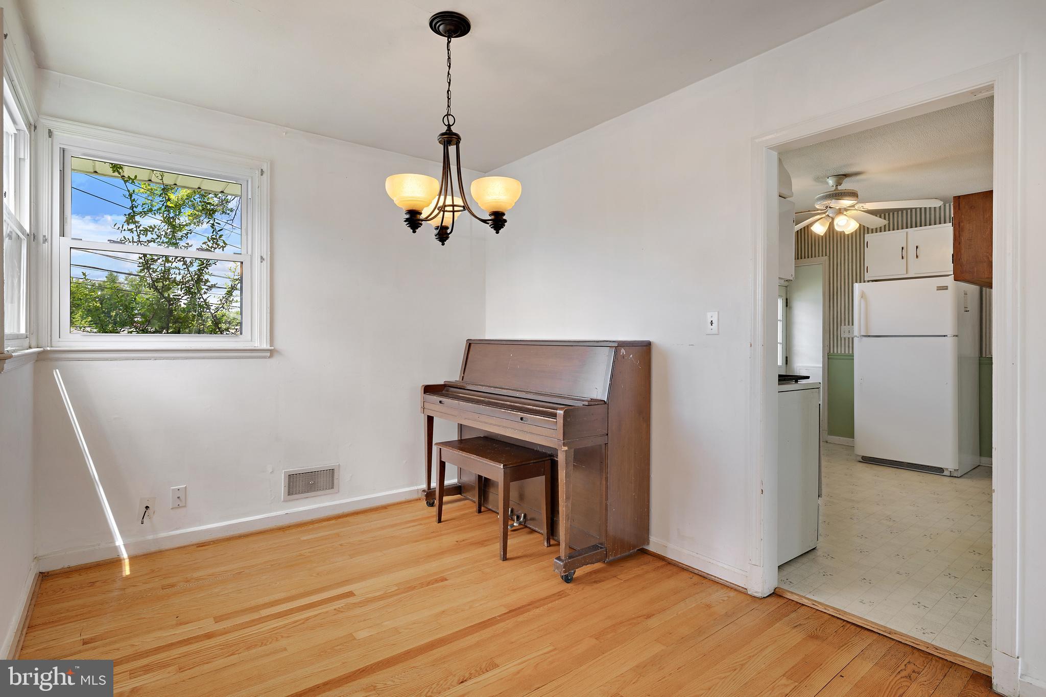 NEWBURG HEIGHTS - Residential