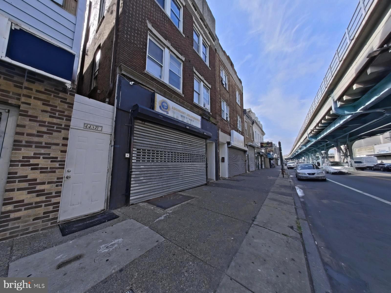 FRANKFORD - Commercial Sale