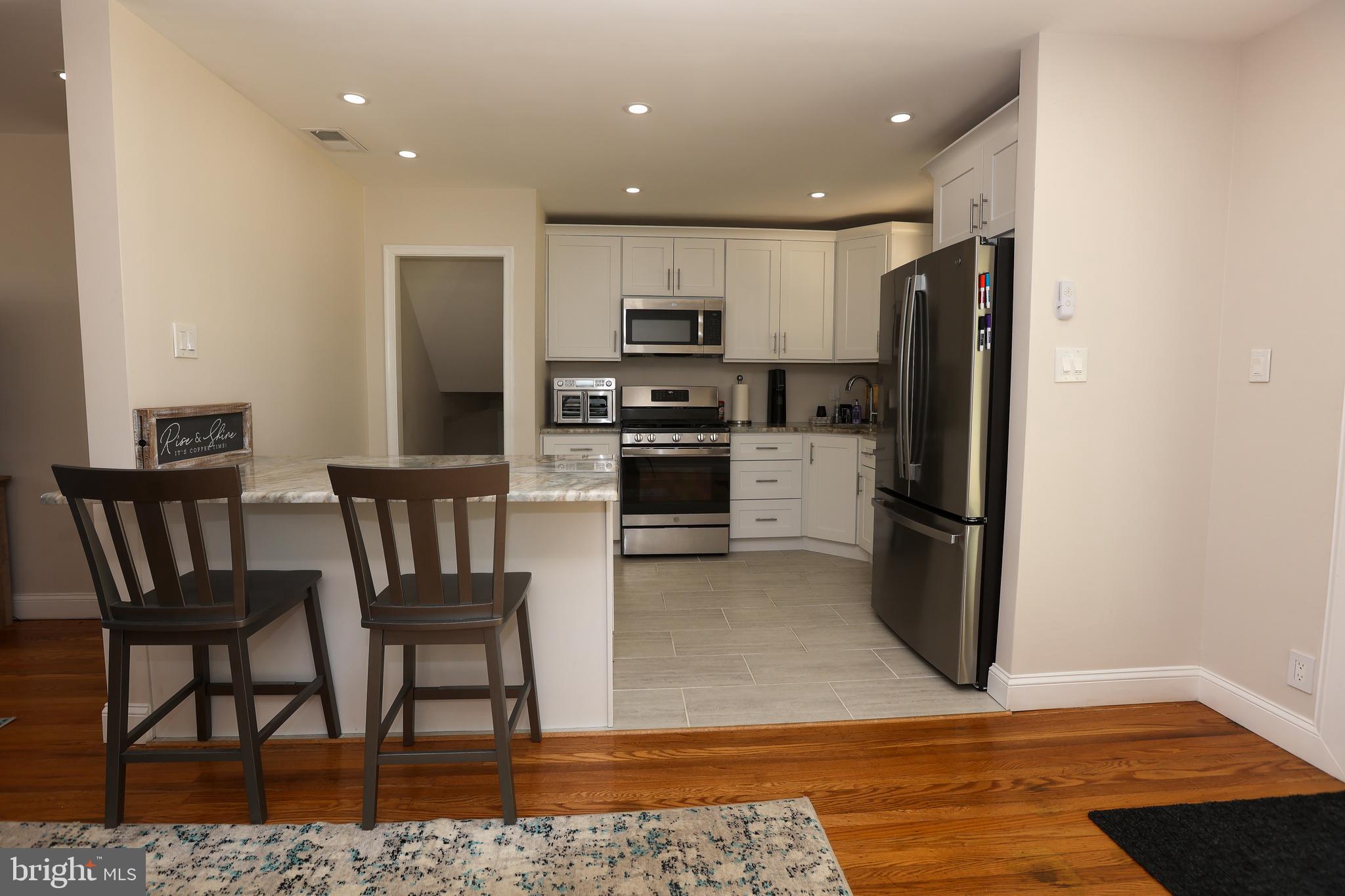 CAMELOT ESTS - Residential