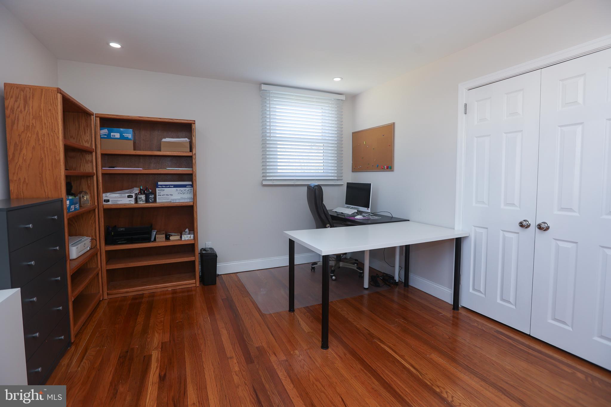 CAMELOT ESTS - Residential