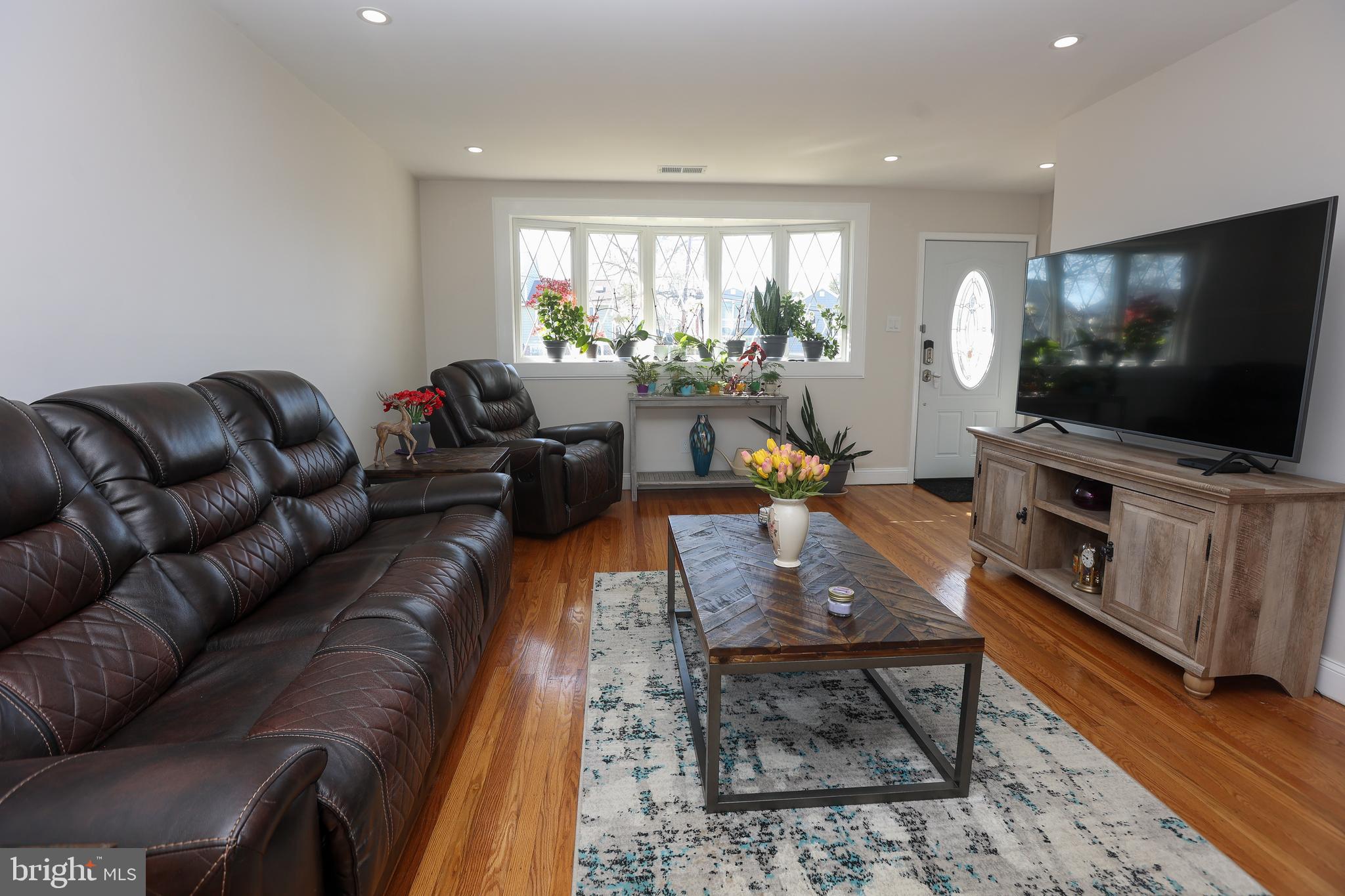 CAMELOT ESTS - Residential