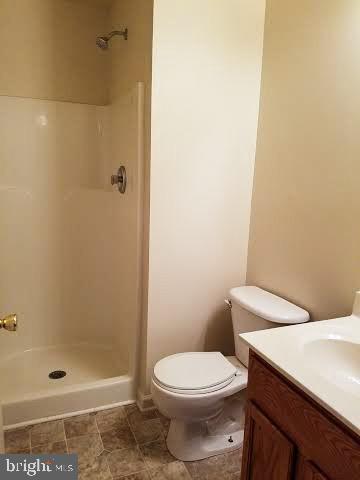 BROOKWOOD - Residential Lease