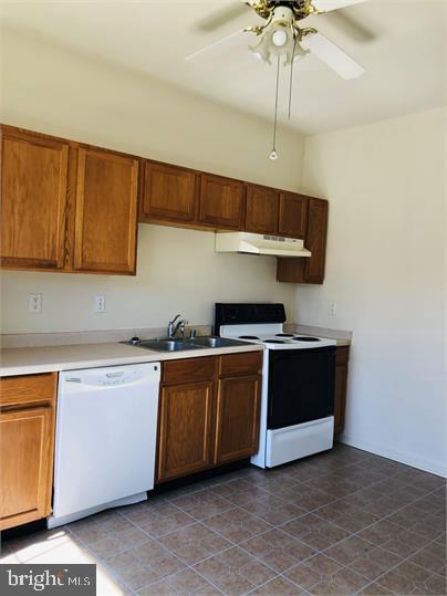 BROOKWOOD - Residential Lease