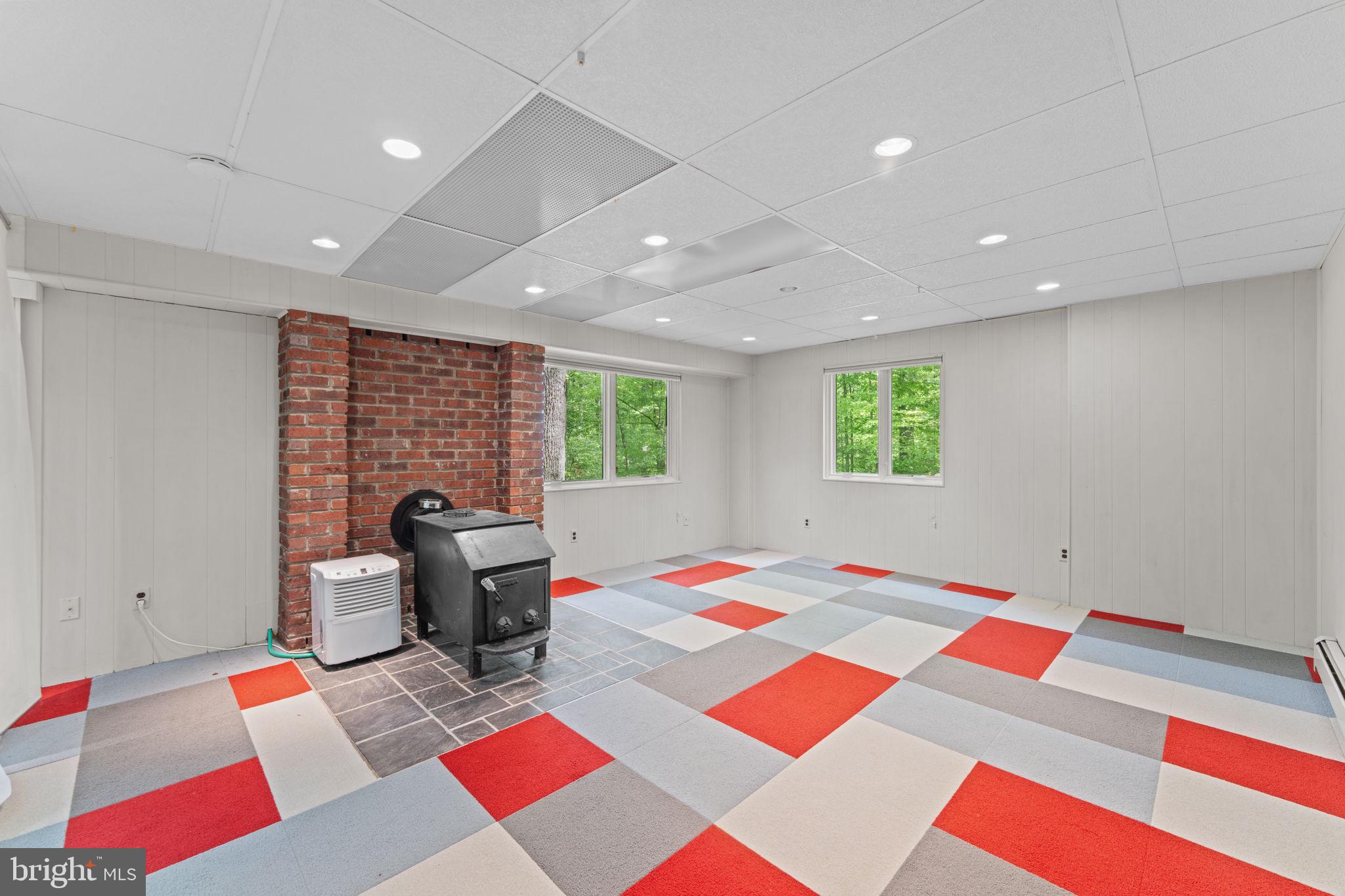 ROLLING MEADOWS - Residential