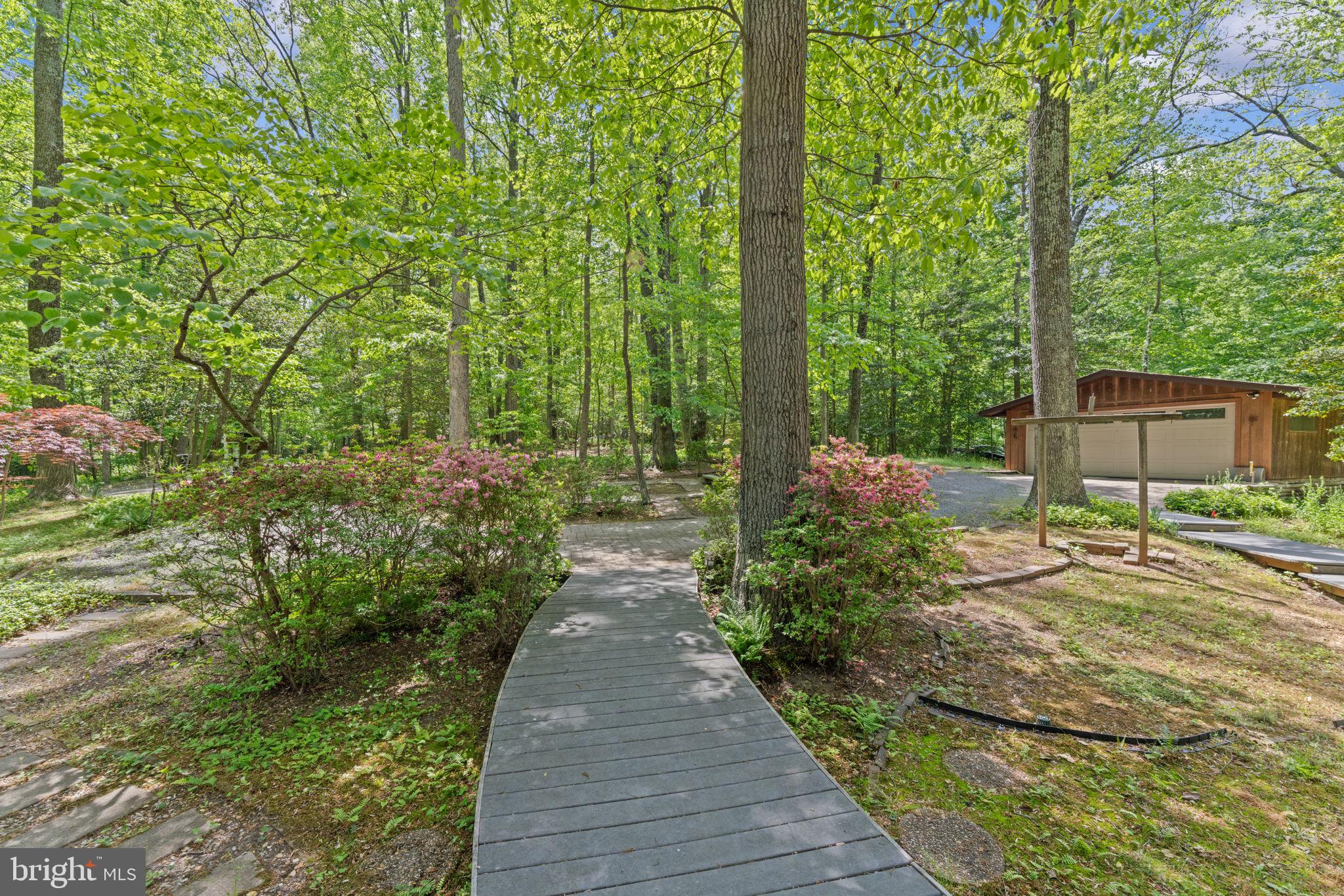 ROLLING MEADOWS - Residential