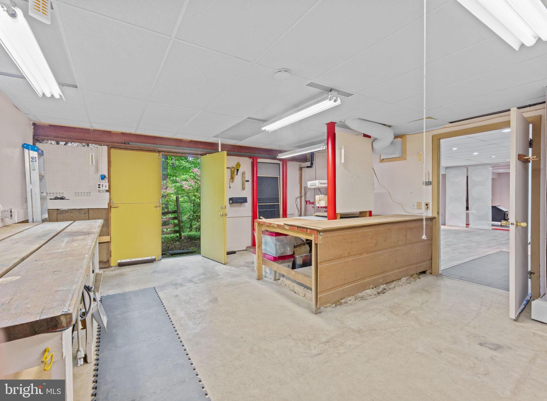 ROLLING MEADOWS - Residential