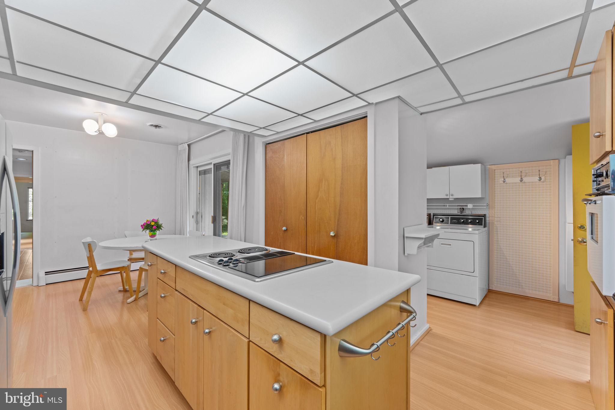 ROLLING MEADOWS - Residential