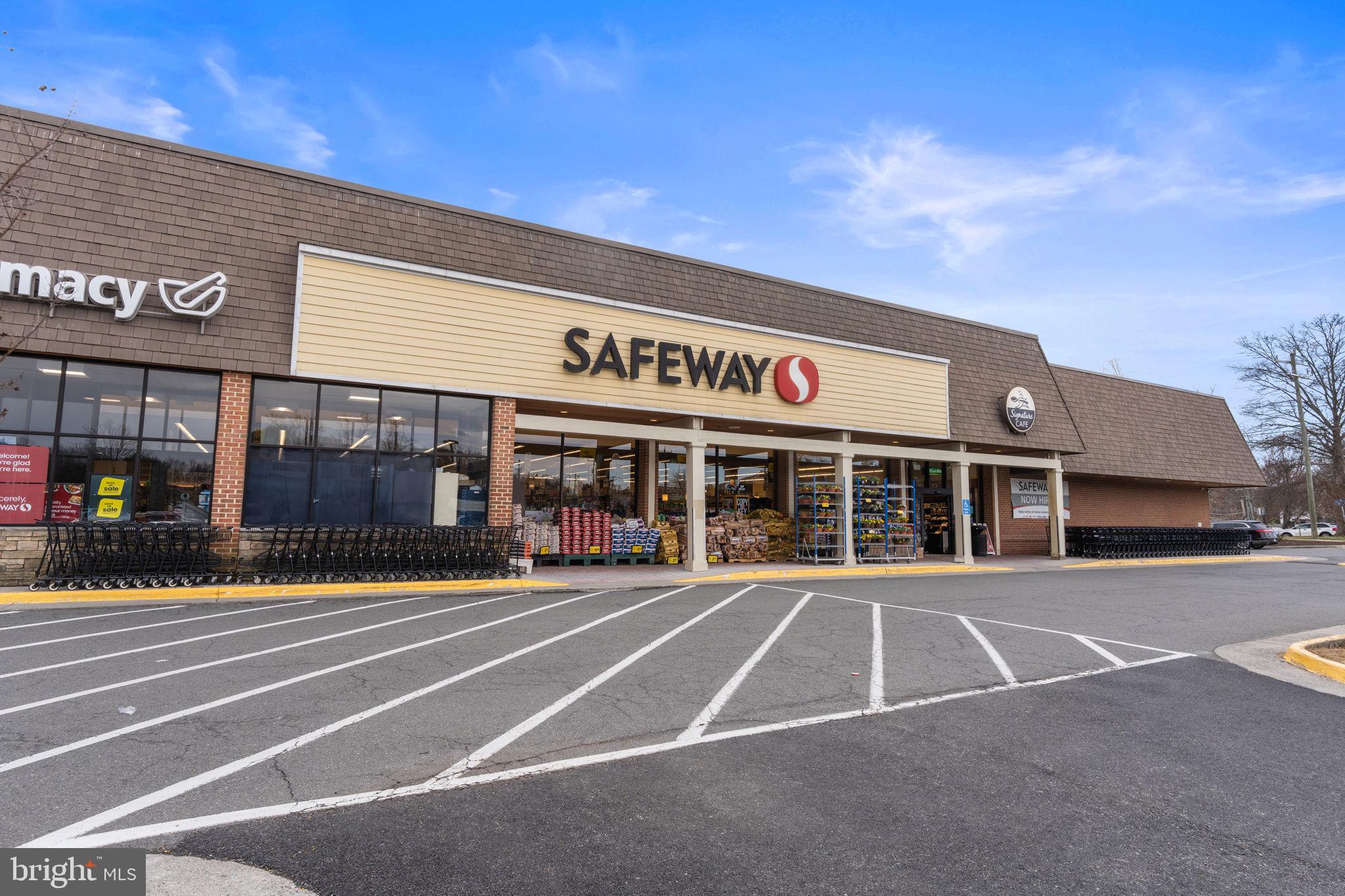 ROLLING MEADOWS - Residential