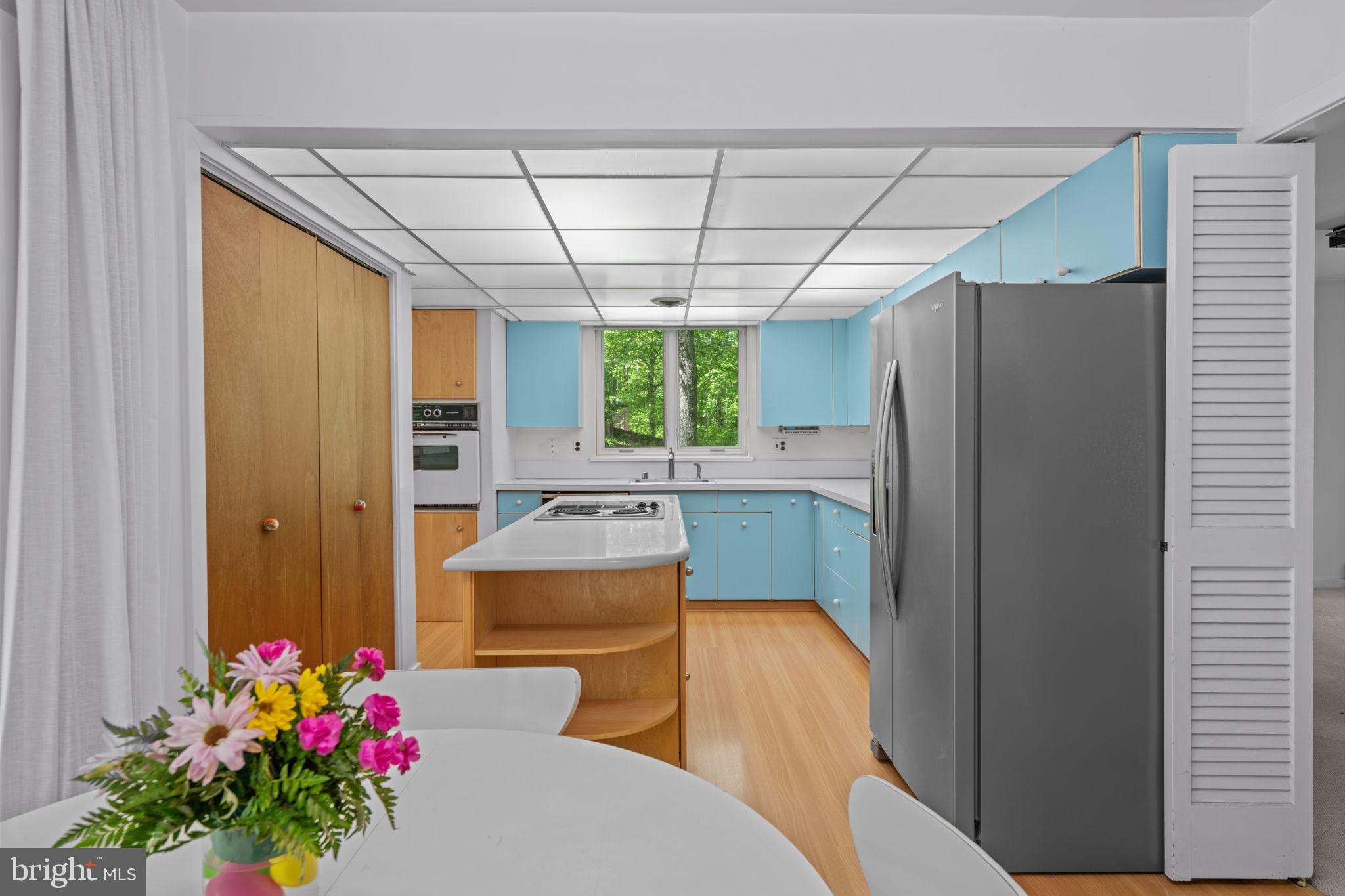 ROLLING MEADOWS - Residential