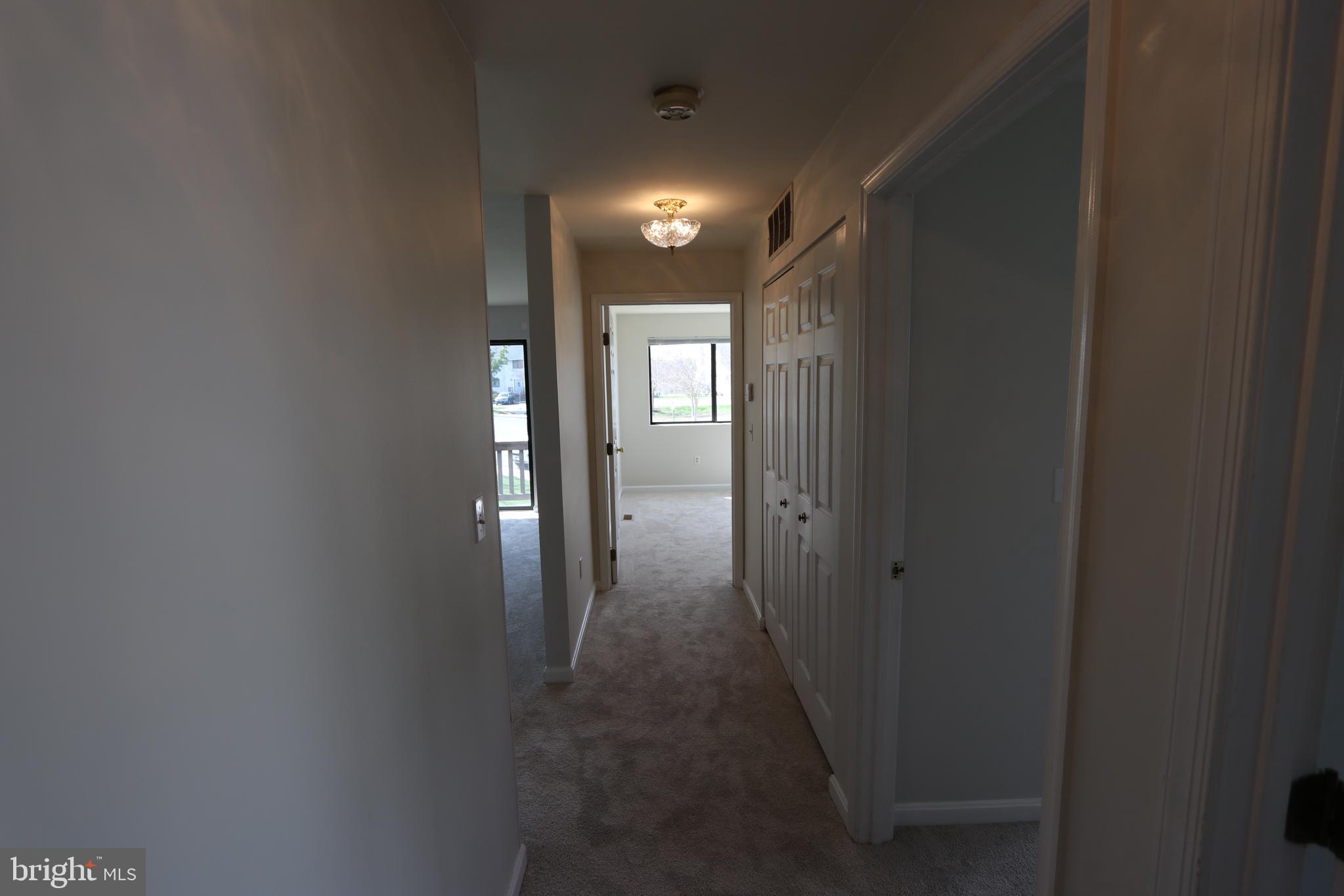 THOMPSON CREEK CONDOS - Residential Lease