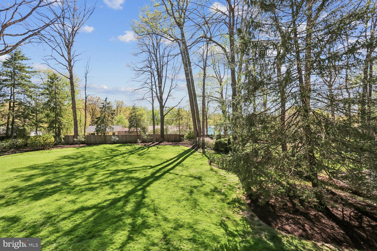 MANOR PARK - Residential