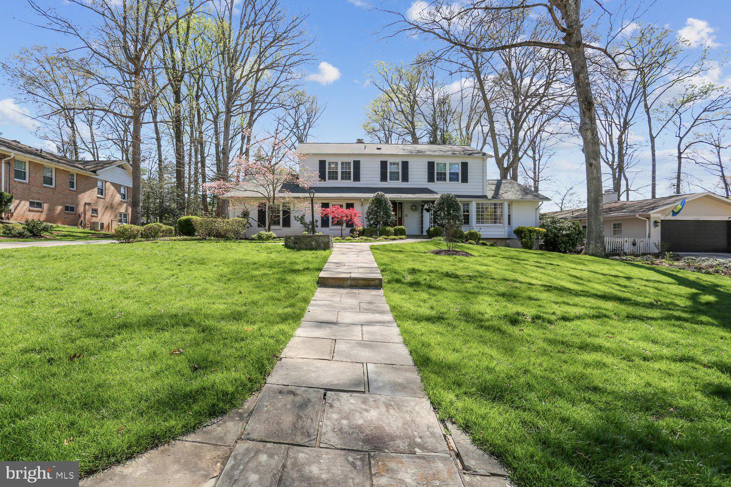 MANOR PARK - Residential