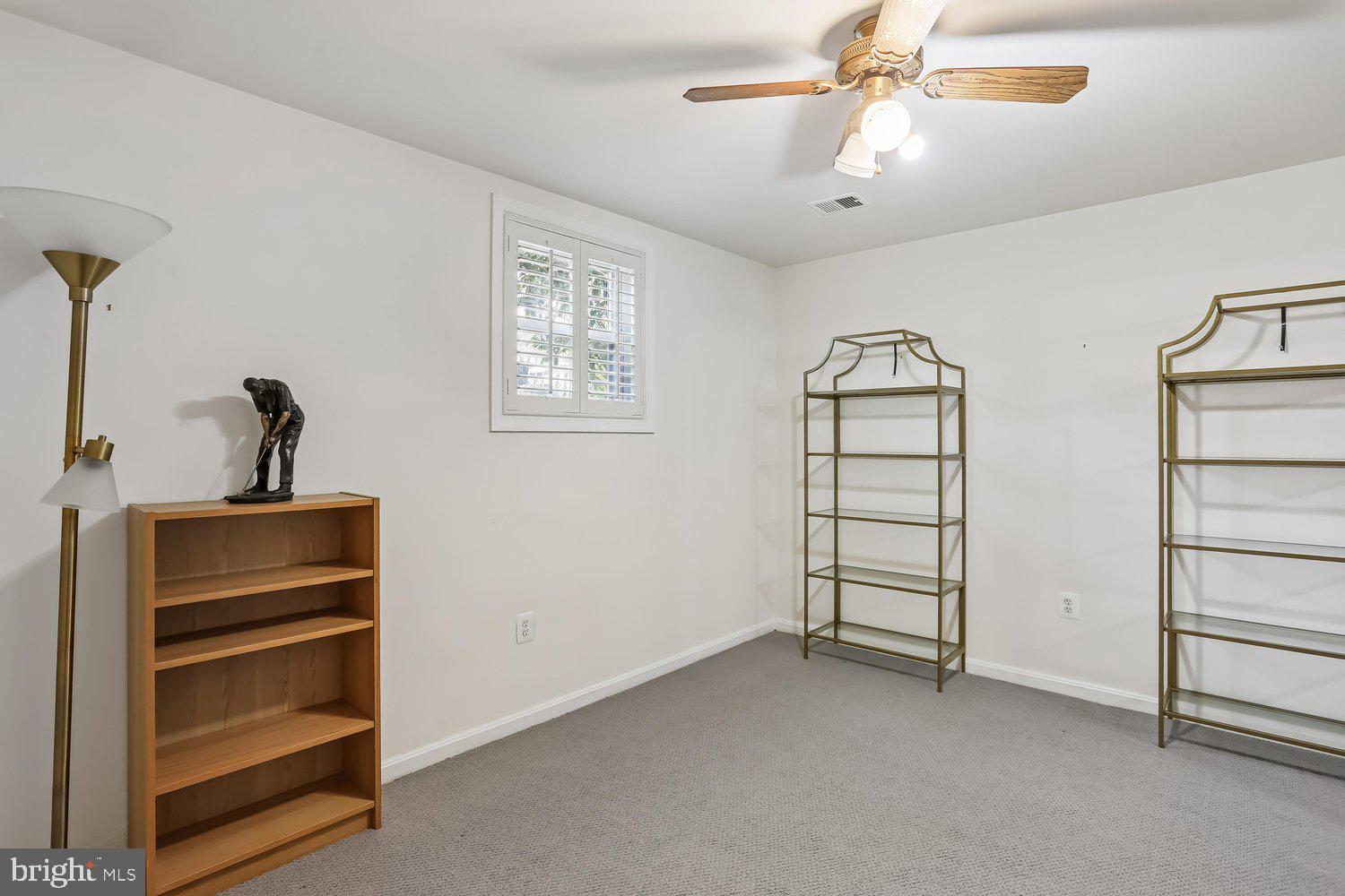 MANOR PARK - Residential