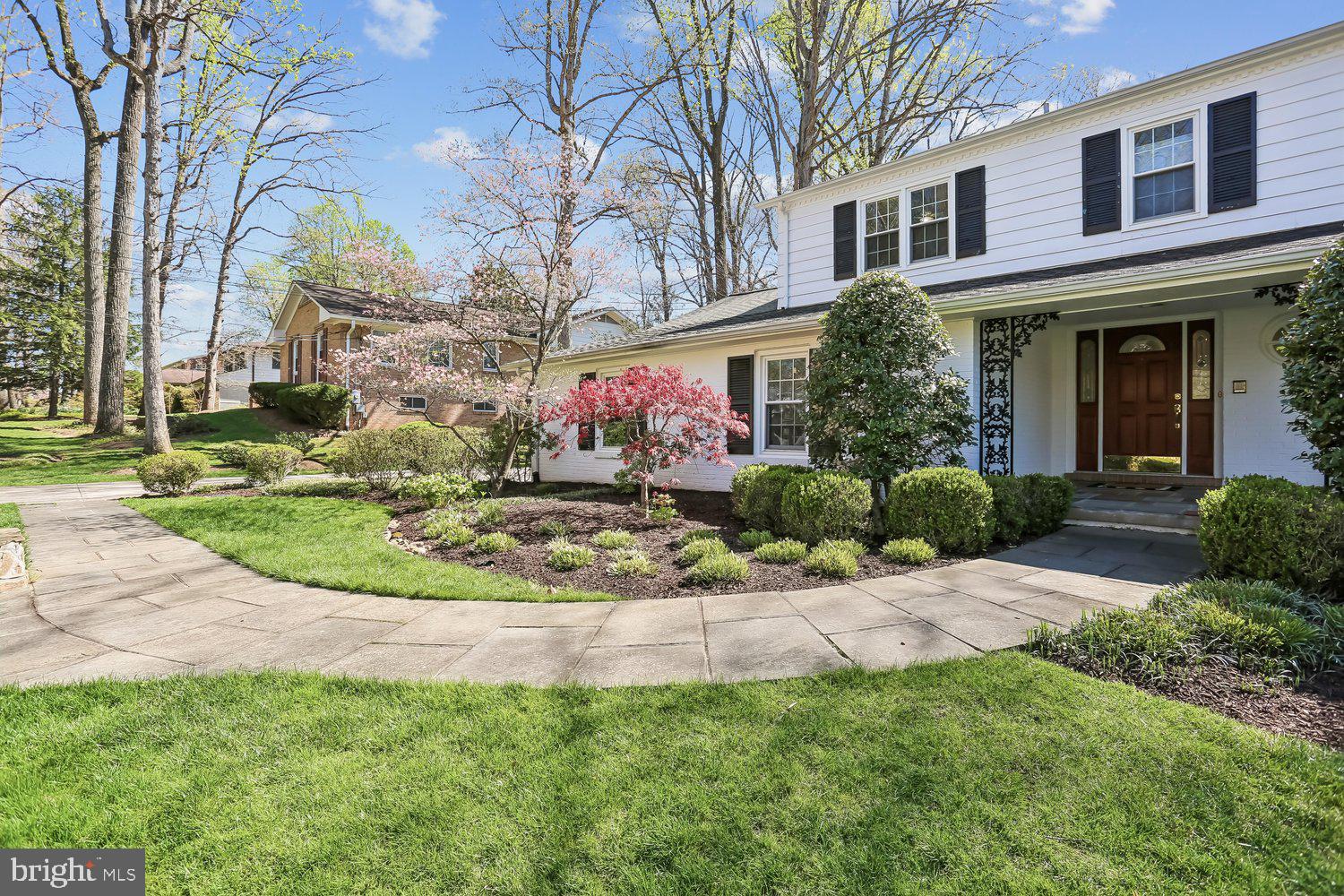 MANOR PARK - Residential