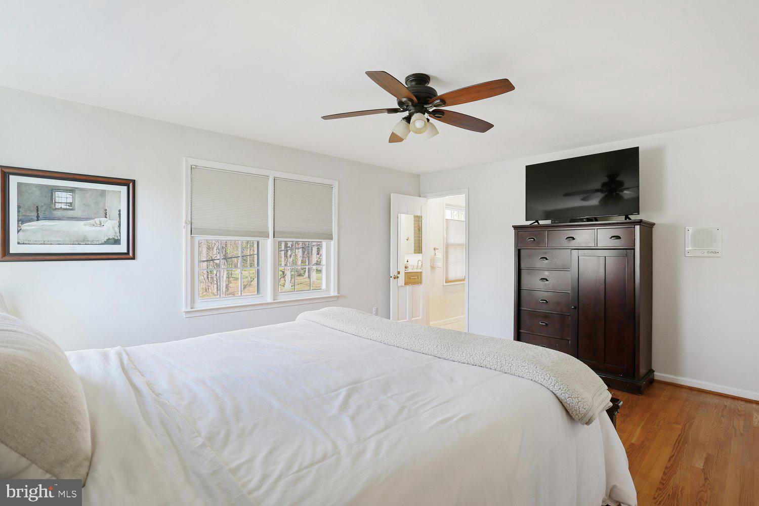 MANOR PARK - Residential