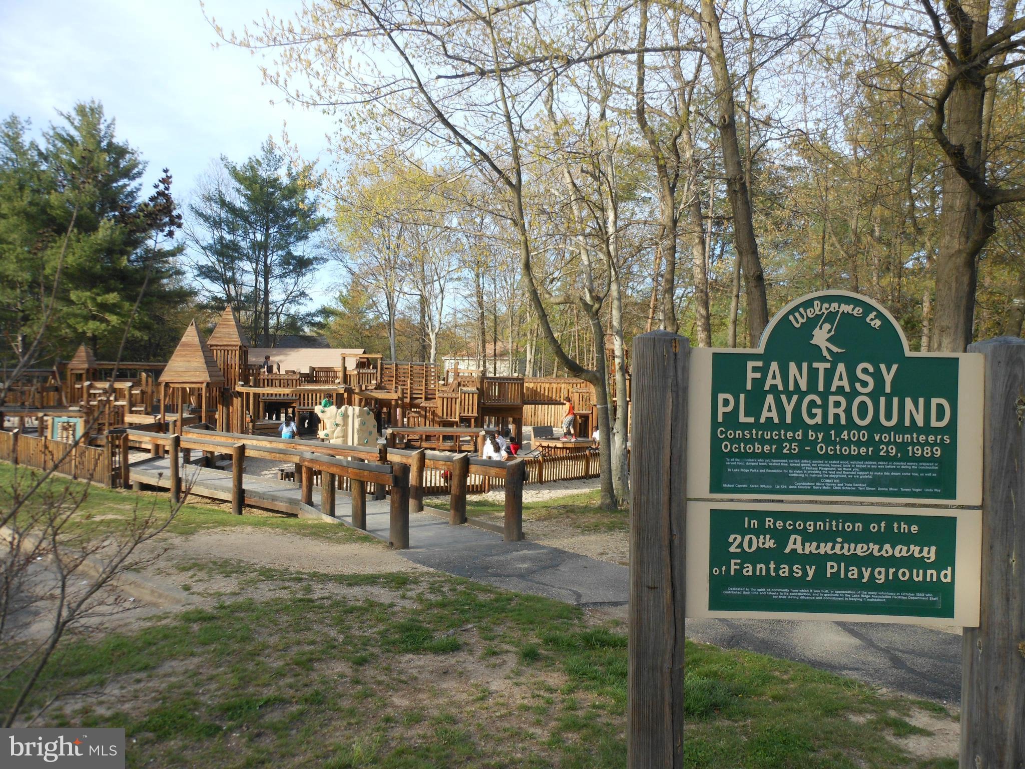 LAKE RIDGE - Residential