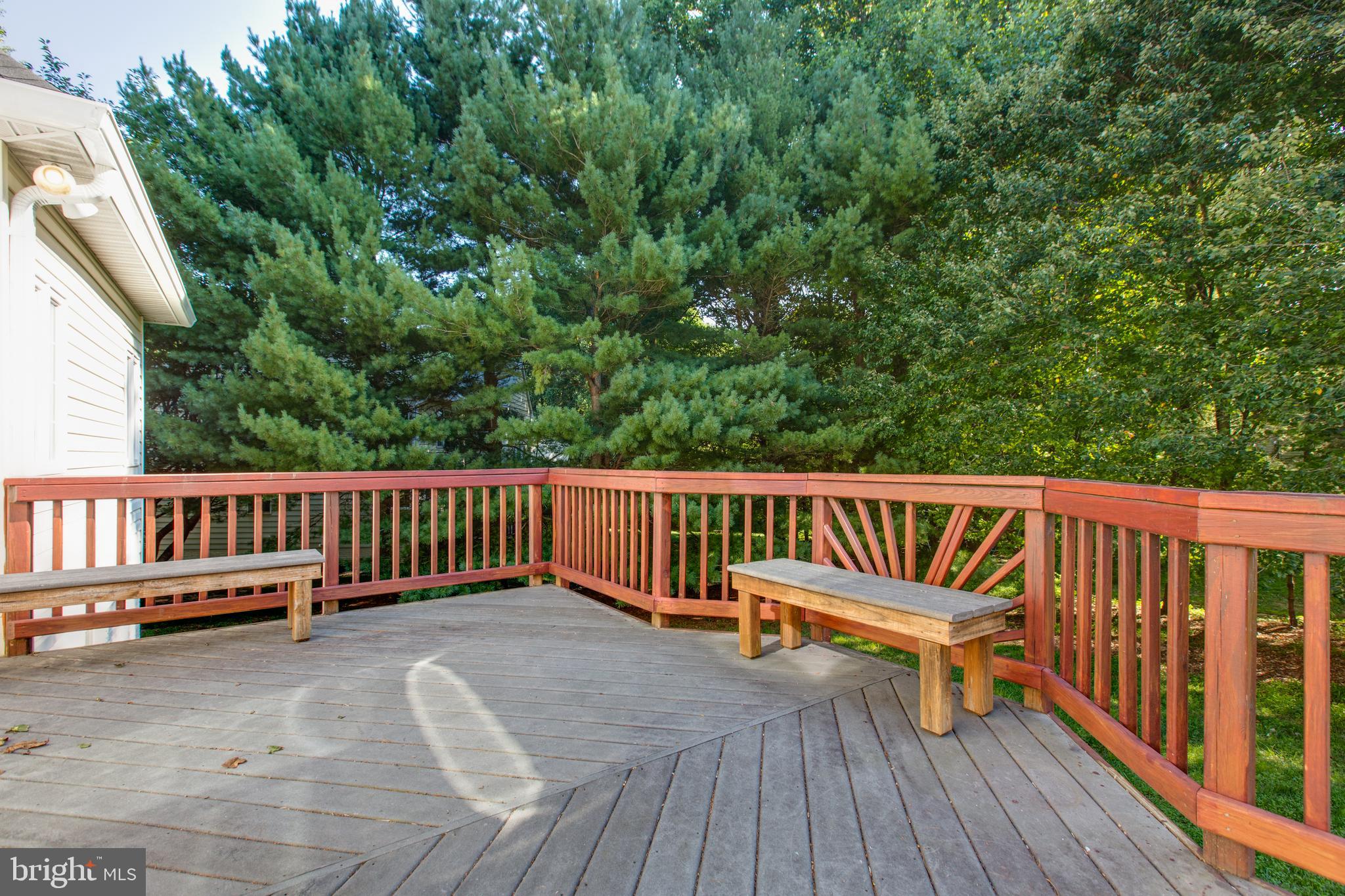 RIVER HILL - Residential