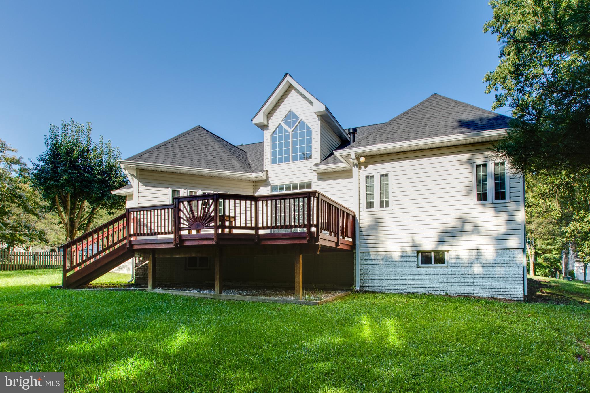 RIVER HILL - Residential