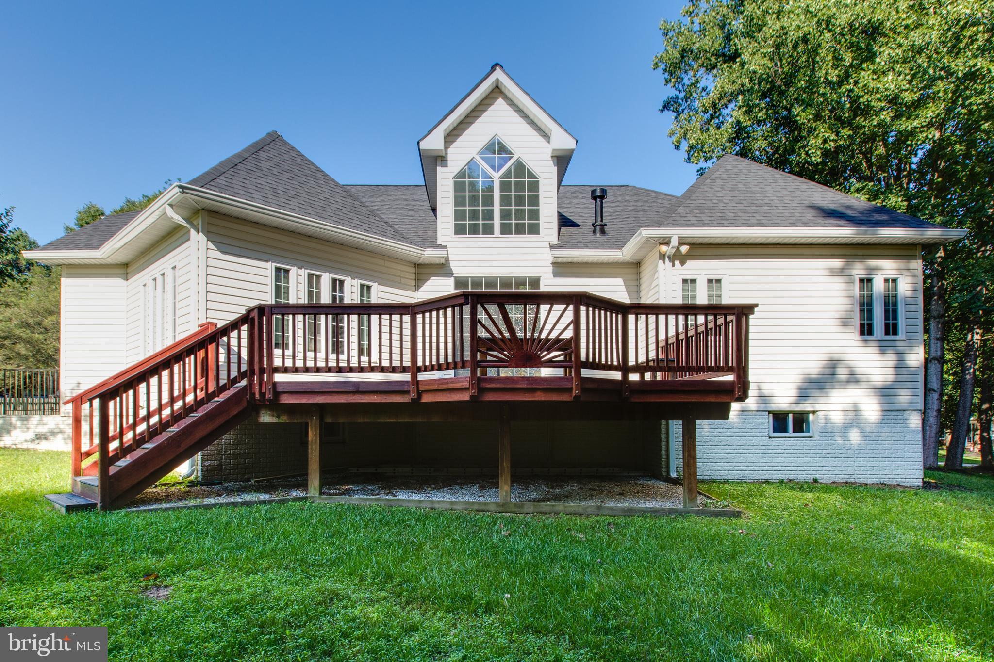 RIVER HILL - Residential