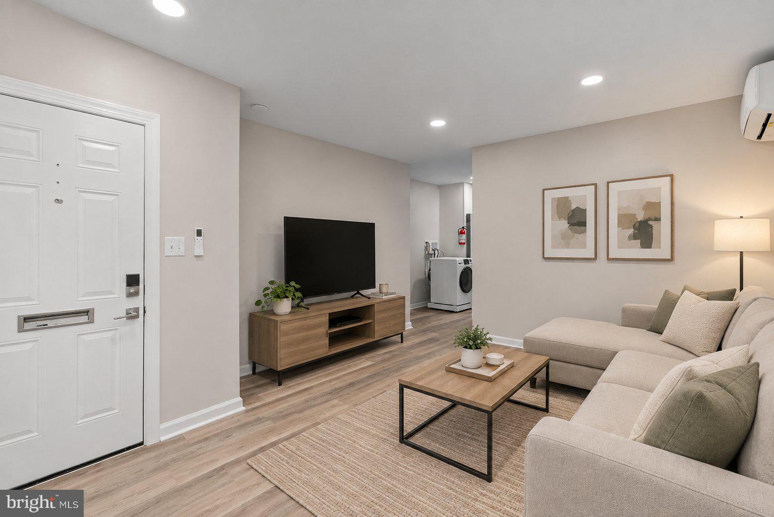 513 45TH STREET NE UNIT 1