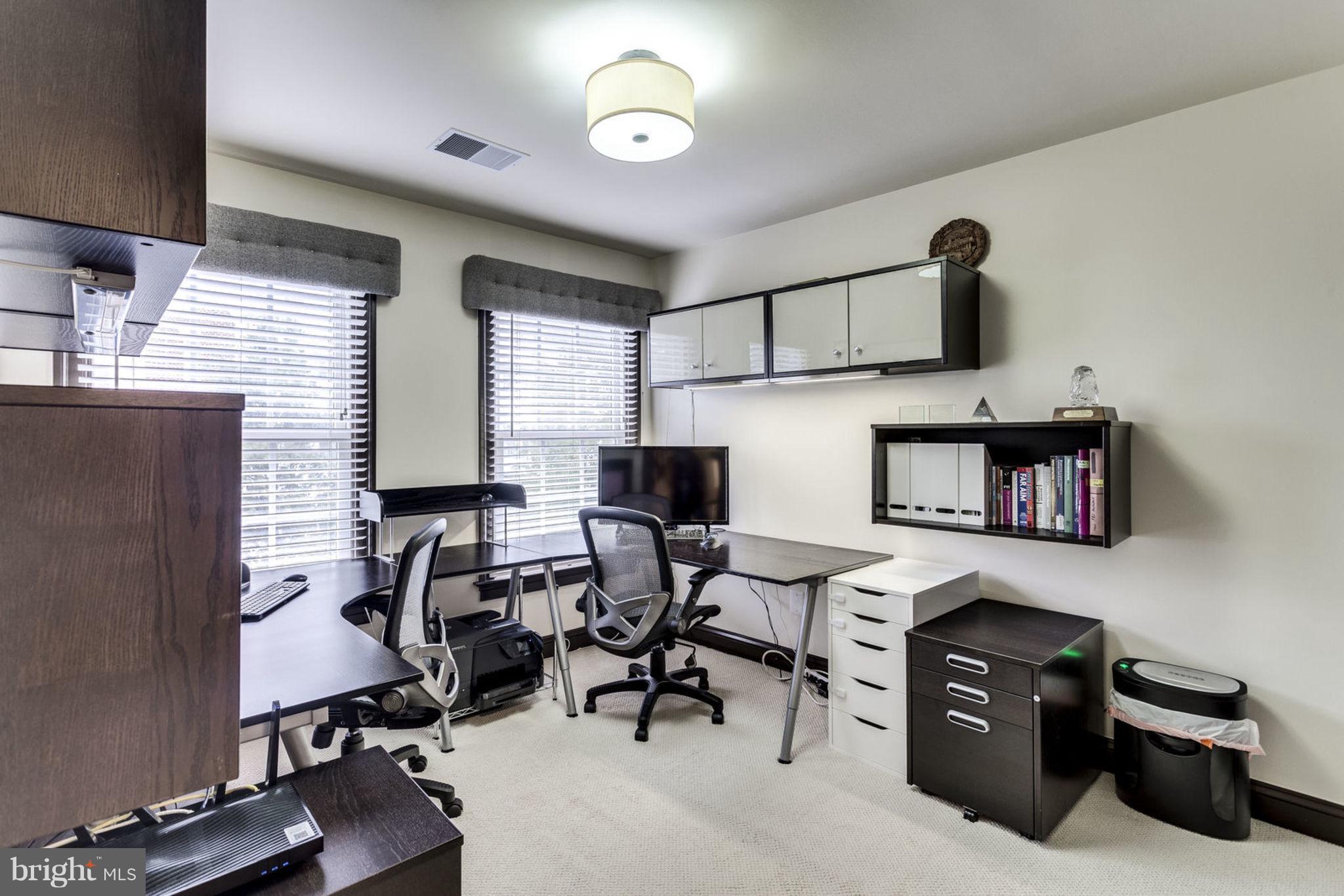 CAMERON STATION - Residential Lease