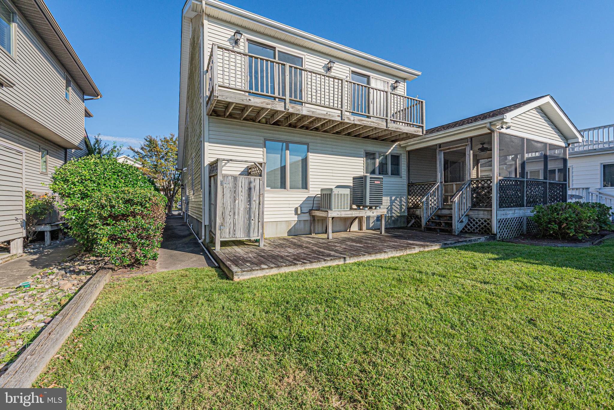 13903 SEA CAPTAIN ROAD