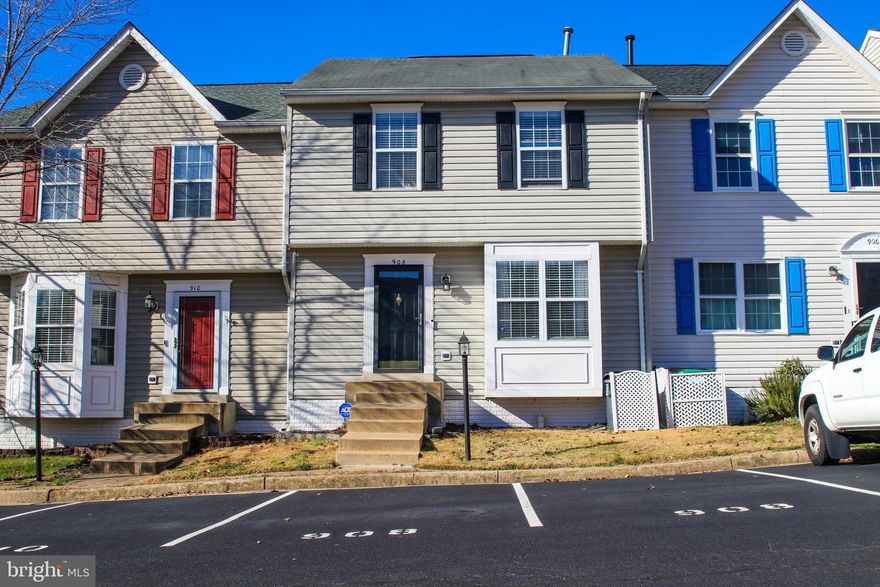 Beautifully maintained town home minutes from Quantico. This perfect kitchen has quarts countertops and stainless appliances and beautiful  floors.  Finished basement is warm and inviting. The fenced yard has a patio perfect for having all types of gatherings. Spacious rear deck right off of the kitchen is great for morning coffee.    There is a community clubhouse, pool, tennis court made for socializing.  This great home is minutes from the VRE. 
Please note that this home is occupied.  Please follow COVID guidelines and wear a mask, use hand  sanitizer and shoe covers provided.  Please limit touching items in the home.